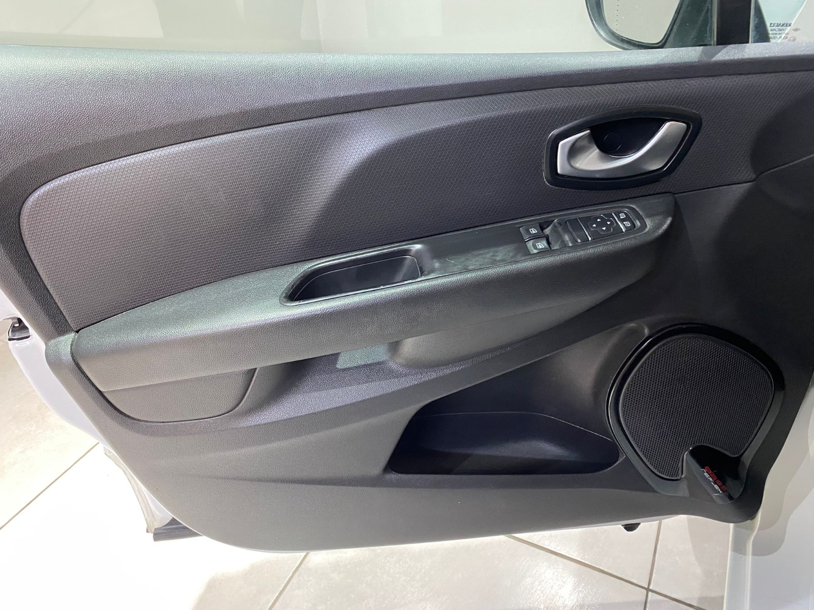 2018 Dizel Manuel Renault Clio Beyaz Gürel Tasarım Aksesuar Otomotiv San. Tic. Ltd. Şti.