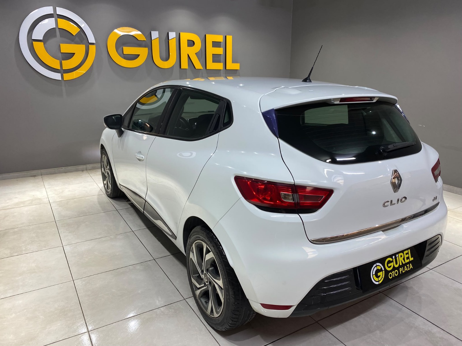 2018 Dizel Manuel Renault Clio Beyaz Gürel Tasarım Aksesuar Otomotiv San. Tic. Ltd. Şti.