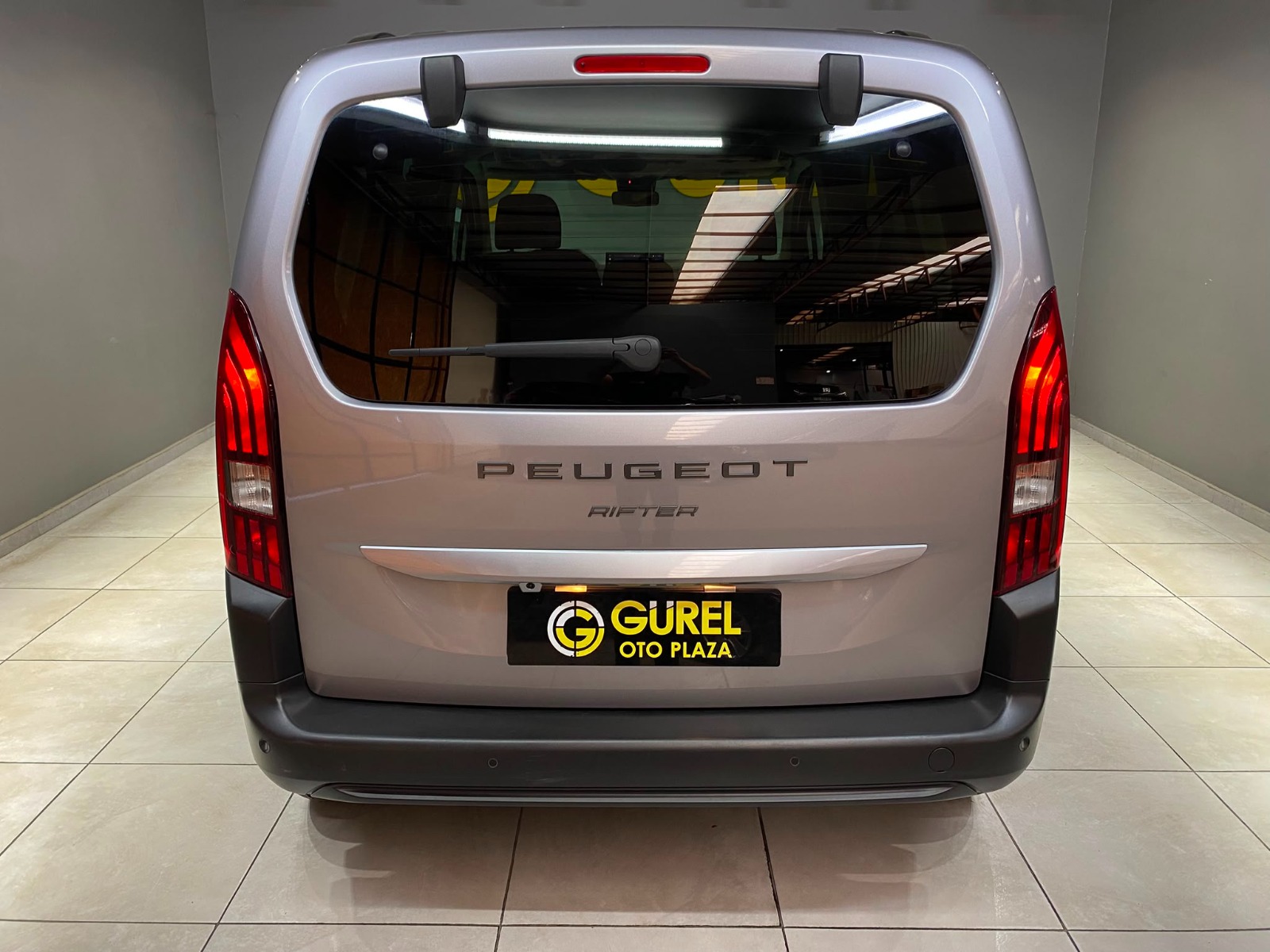 2025 Dizel Otomatik Peugeot Rifter Gri Gürel Tasarım Aksesuar Otomotiv San. Tic. Ltd. Şti.