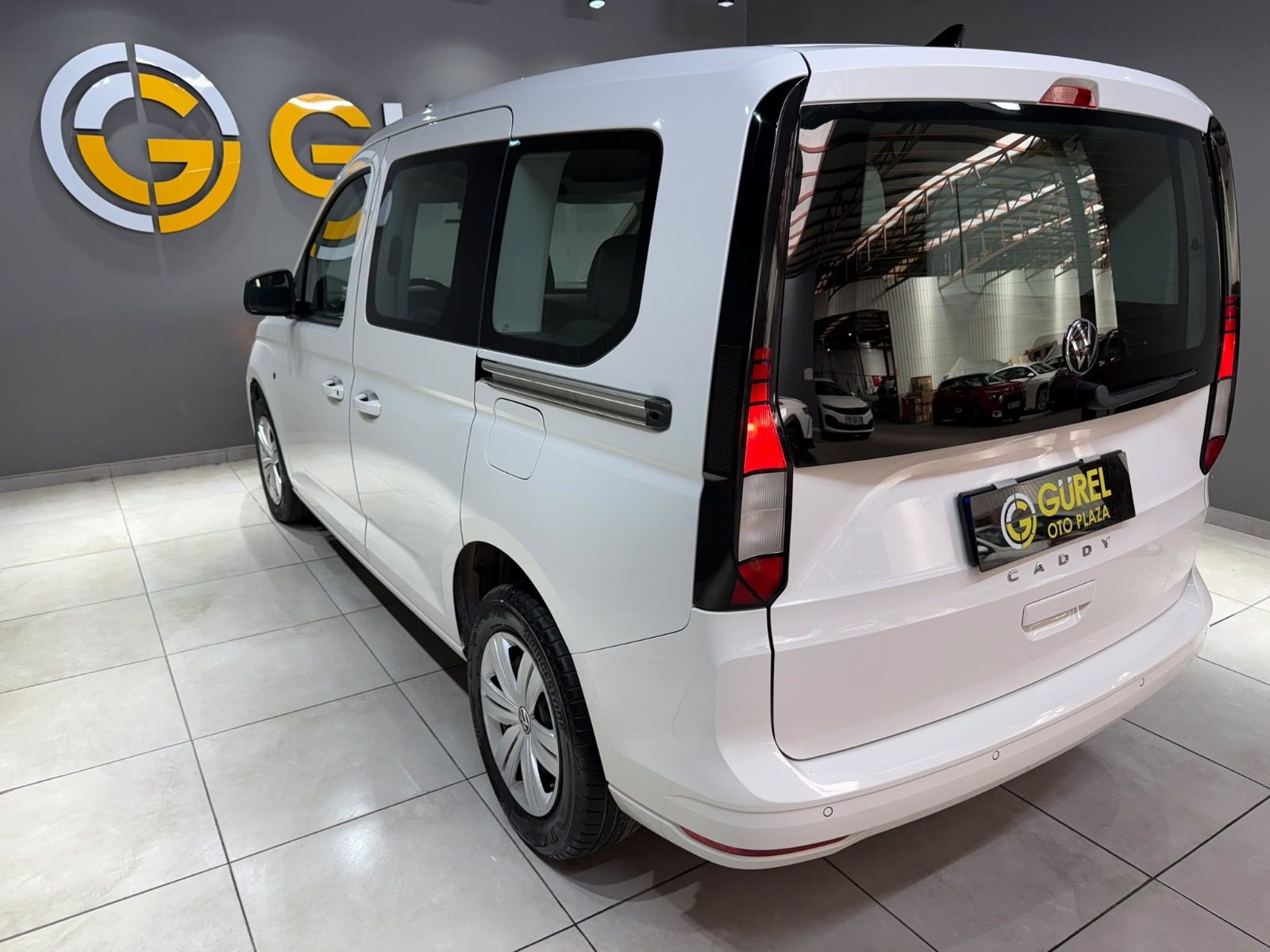 2022 Dizel Otomatik Volkswagen Caddy Beyaz Gürel Tasarım Aksesuar Otomotiv San. Tic. Ltd. Şti.