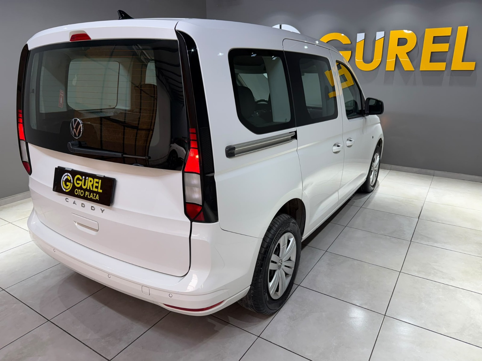2022 Dizel Otomatik Volkswagen Caddy Beyaz Gürel Tasarım Aksesuar Otomotiv San. Tic. Ltd. Şti.