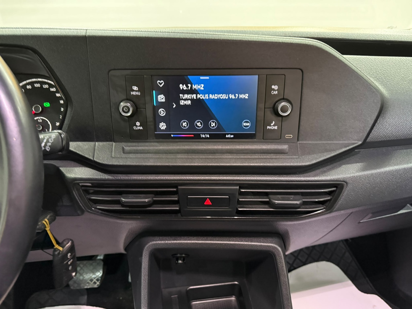 2022 Dizel Otomatik Volkswagen Caddy Beyaz Gürel Tasarım Aksesuar Otomotiv San. Tic. Ltd. Şti.