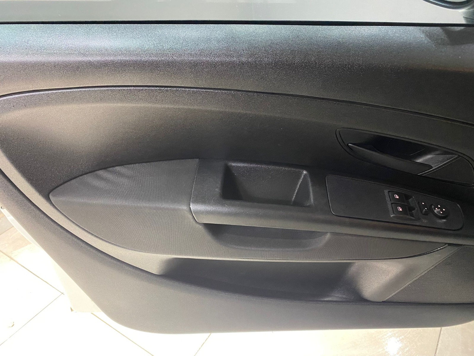 2014 Benzin Manuel Fiat Punto Beyaz Gürel Tasarım Aksesuar Otomotiv San. Tic. Ltd. Şti.