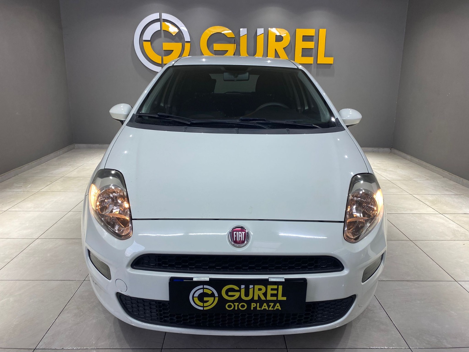 2014 Benzin Manuel Fiat Punto Beyaz Gürel Tasarım Aksesuar Otomotiv San. Tic. Ltd. Şti.