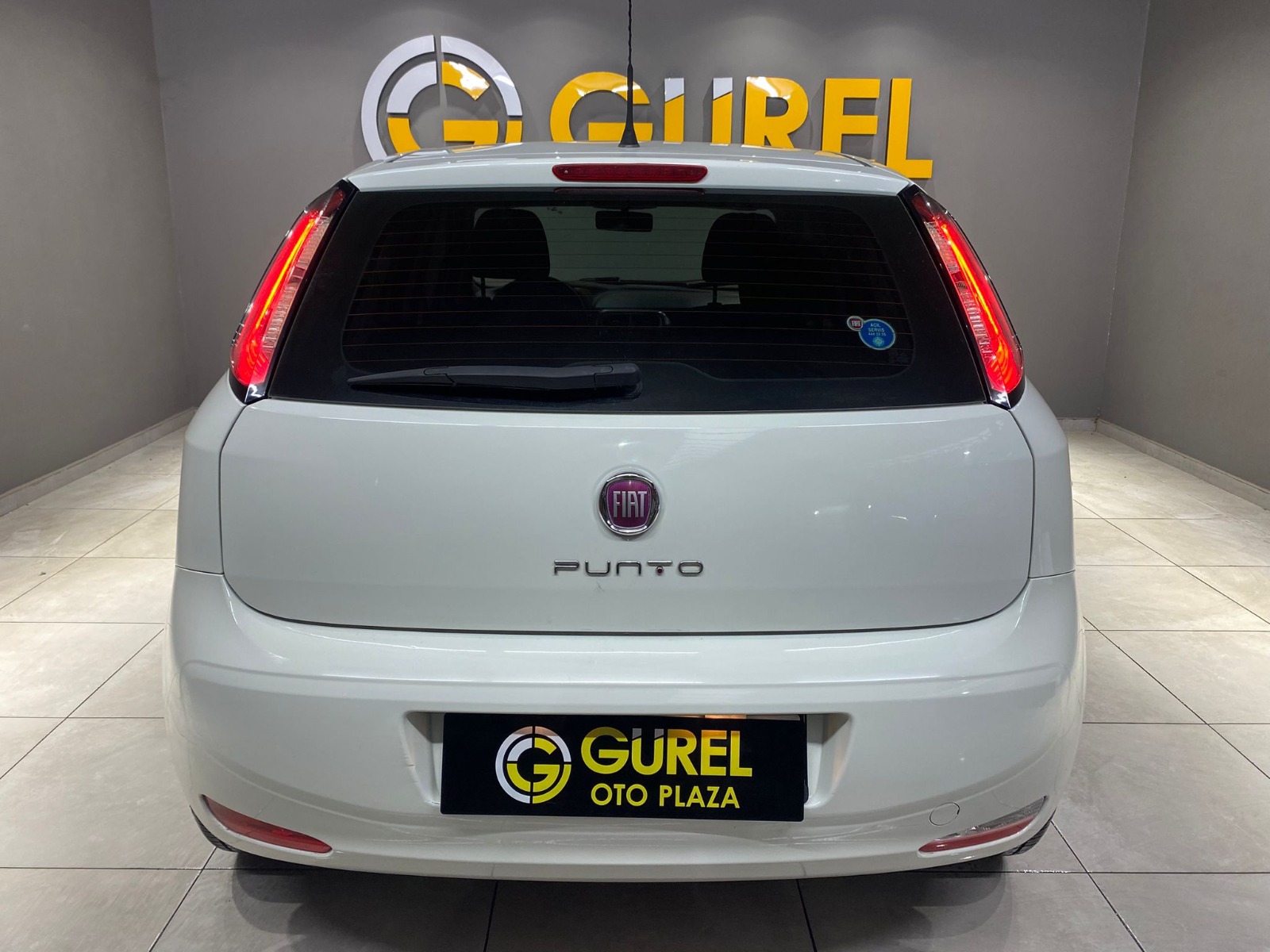 2014 Benzin Manuel Fiat Punto Beyaz Gürel Tasarım Aksesuar Otomotiv San. Tic. Ltd. Şti.