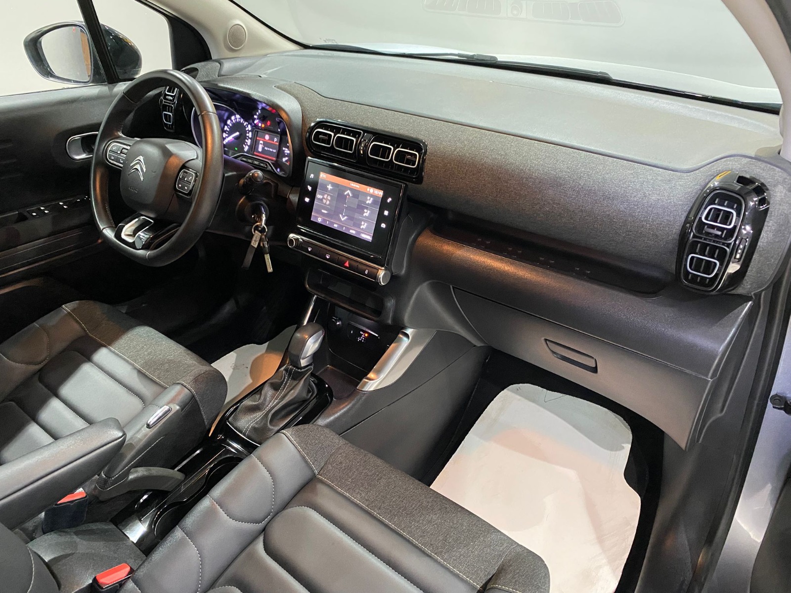 2022 Benzin Otomatik Citroen C3 AirCross Gümüş Gri Gürel Tasarım Aksesuar Otomotiv San. Tic. Ltd. Şti.