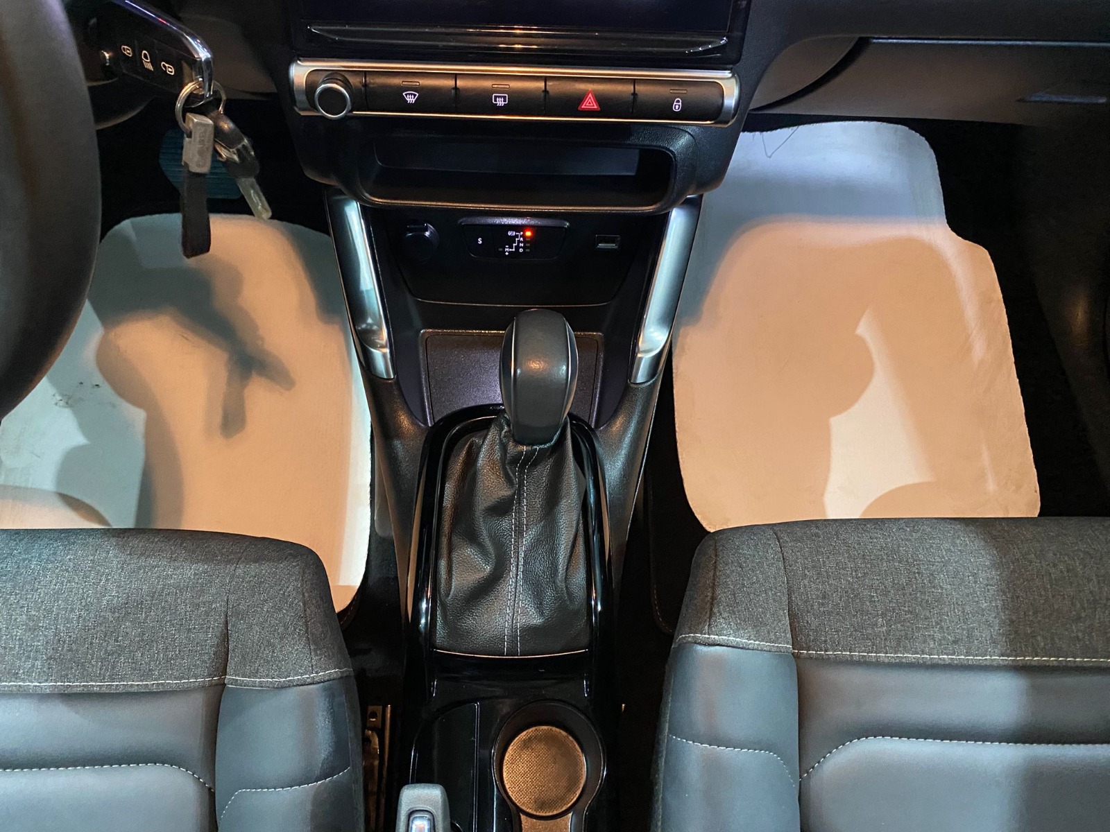 2022 Benzin Otomatik Citroen C3 AirCross Gümüş Gri Gürel Tasarım Aksesuar Otomotiv San. Tic. Ltd. Şti.