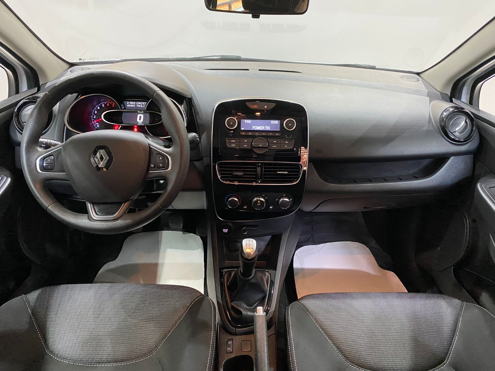 2020 Benzin Manuel Renault Clio Beyaz Gürel Tasarım Aksesuar Otomotiv San. Tic. Ltd. Şti.