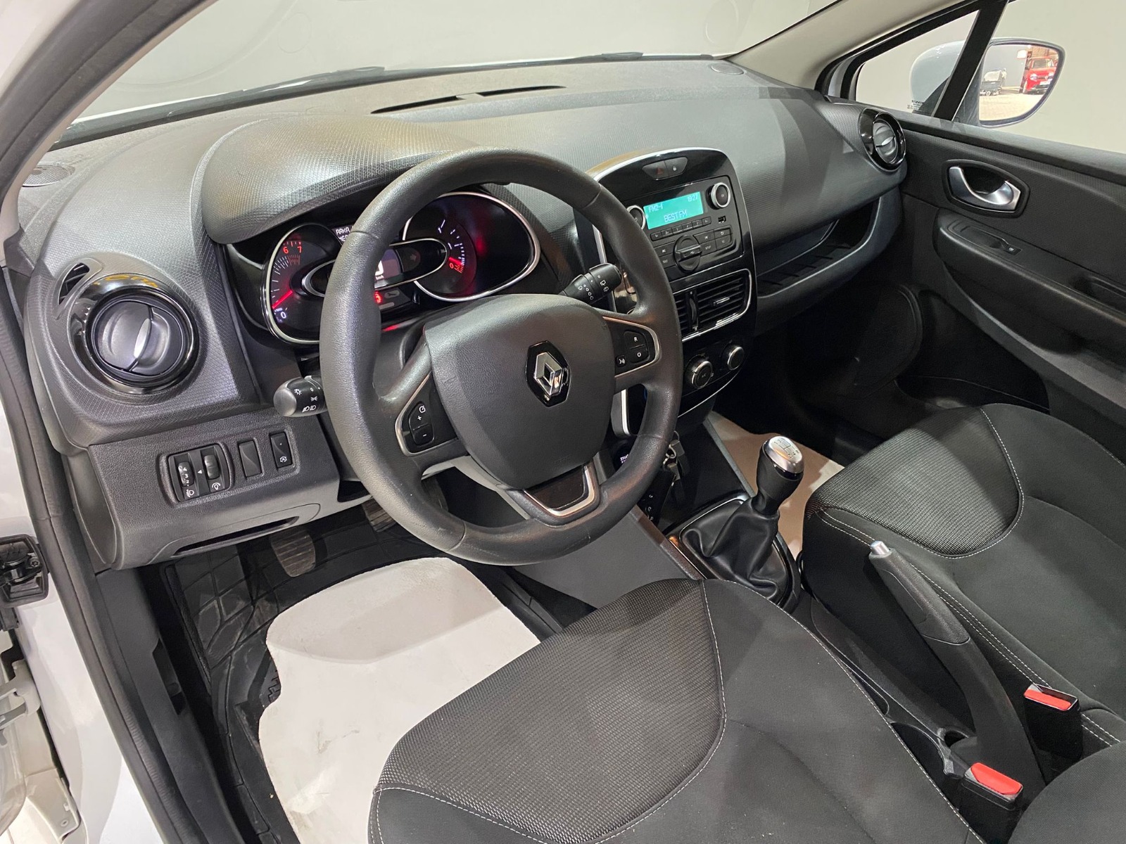 2020 Benzin Manuel Renault Clio Beyaz Gürel Tasarım Aksesuar Otomotiv San. Tic. Ltd. Şti.