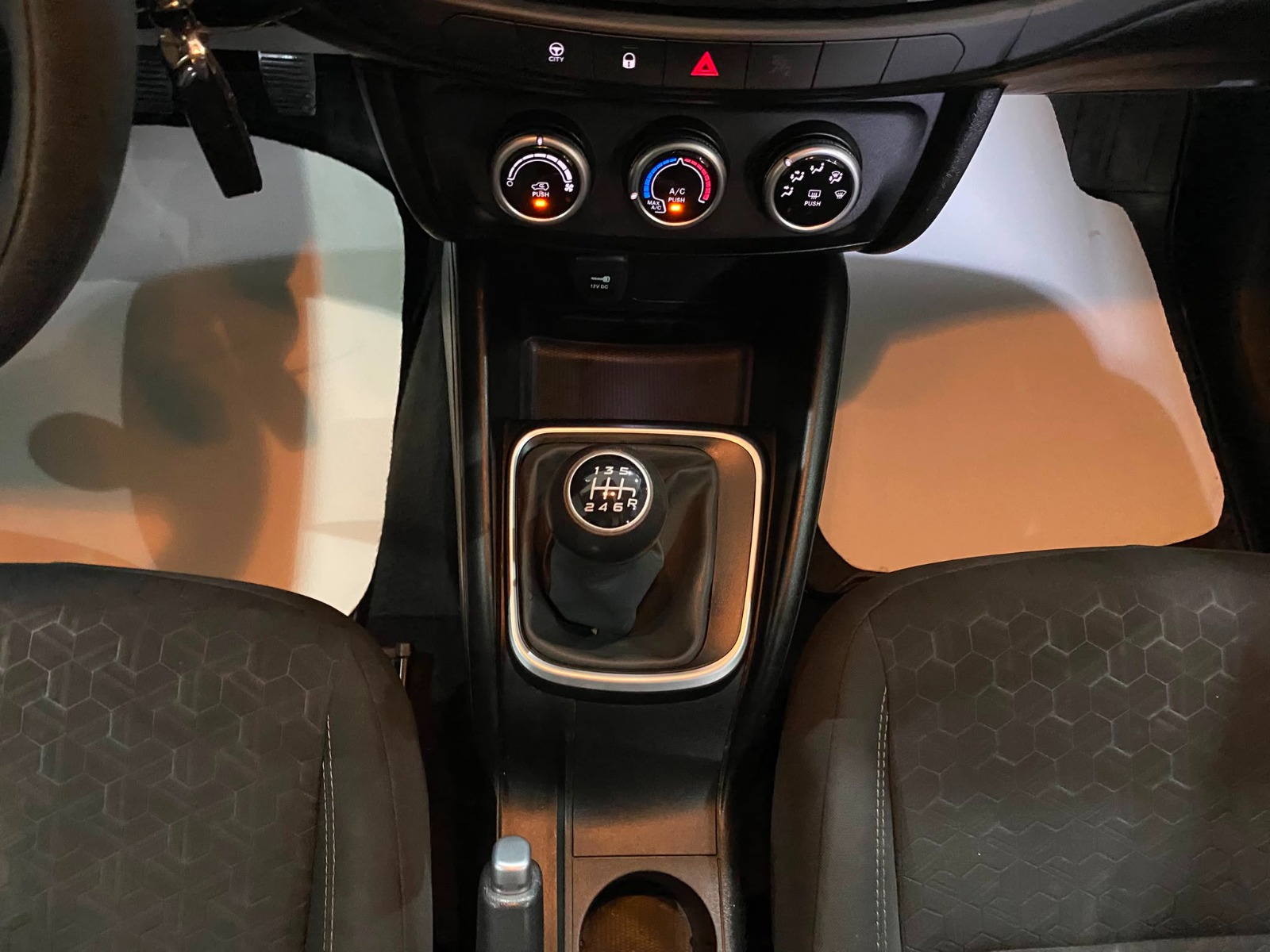 2022 Benzin Manuel Fiat Egea Cross Beyaz Gürel Tasarım Aksesuar Otomotiv San. Tic. Ltd. Şti.