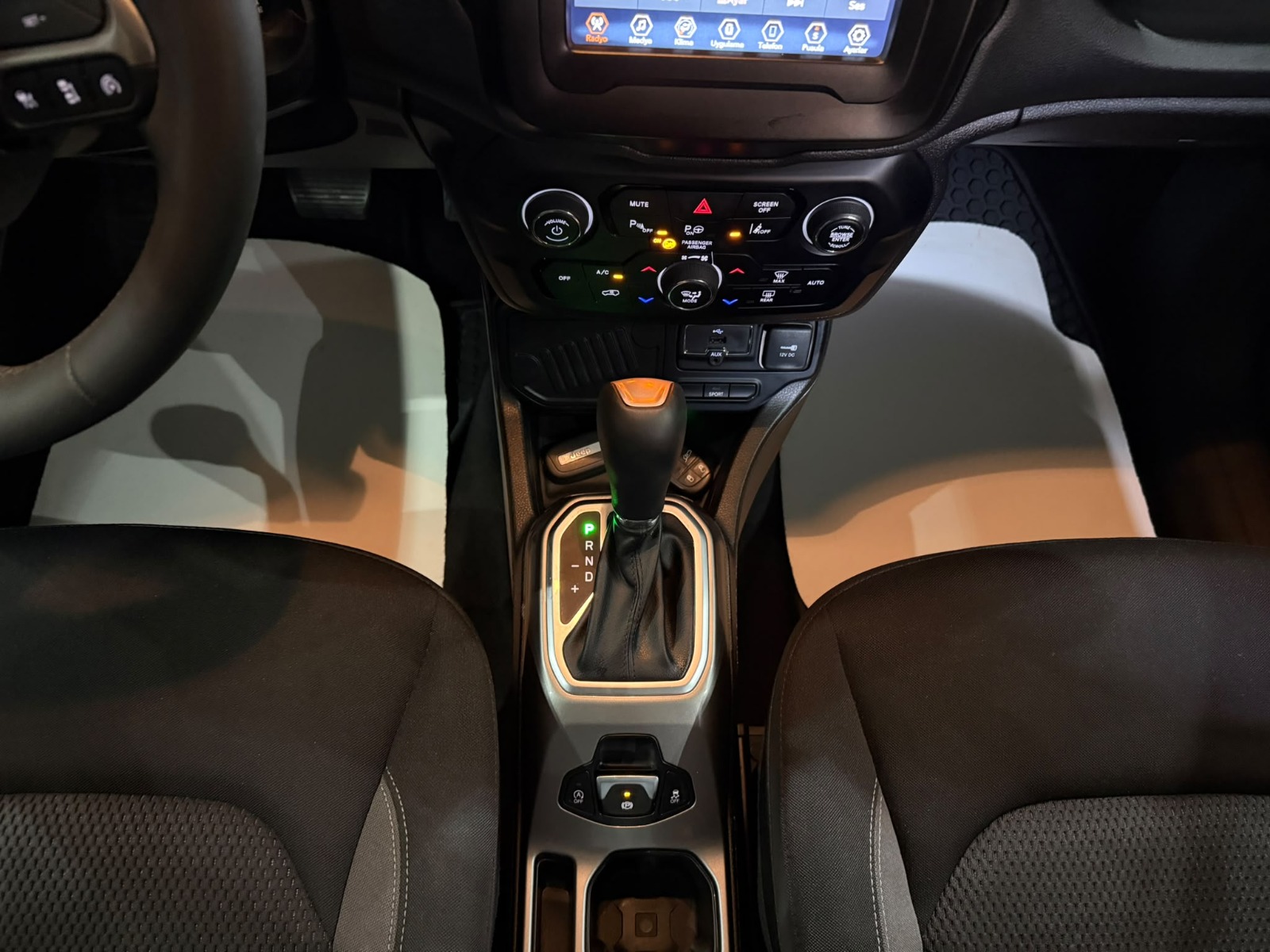 2022 Benzin Otomatik Jeep Renegade Gri Gürel Tasarım Aksesuar Otomotiv San. Tic. Ltd. Şti.