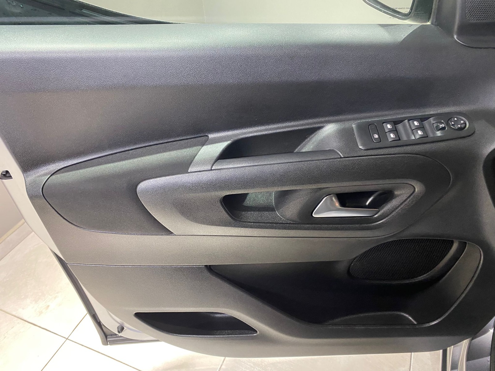 2022 Dizel Otomatik Citroen Berlingo Gri Gürel Tasarım Aksesuar Otomotiv San. Tic. Ltd. Şti.