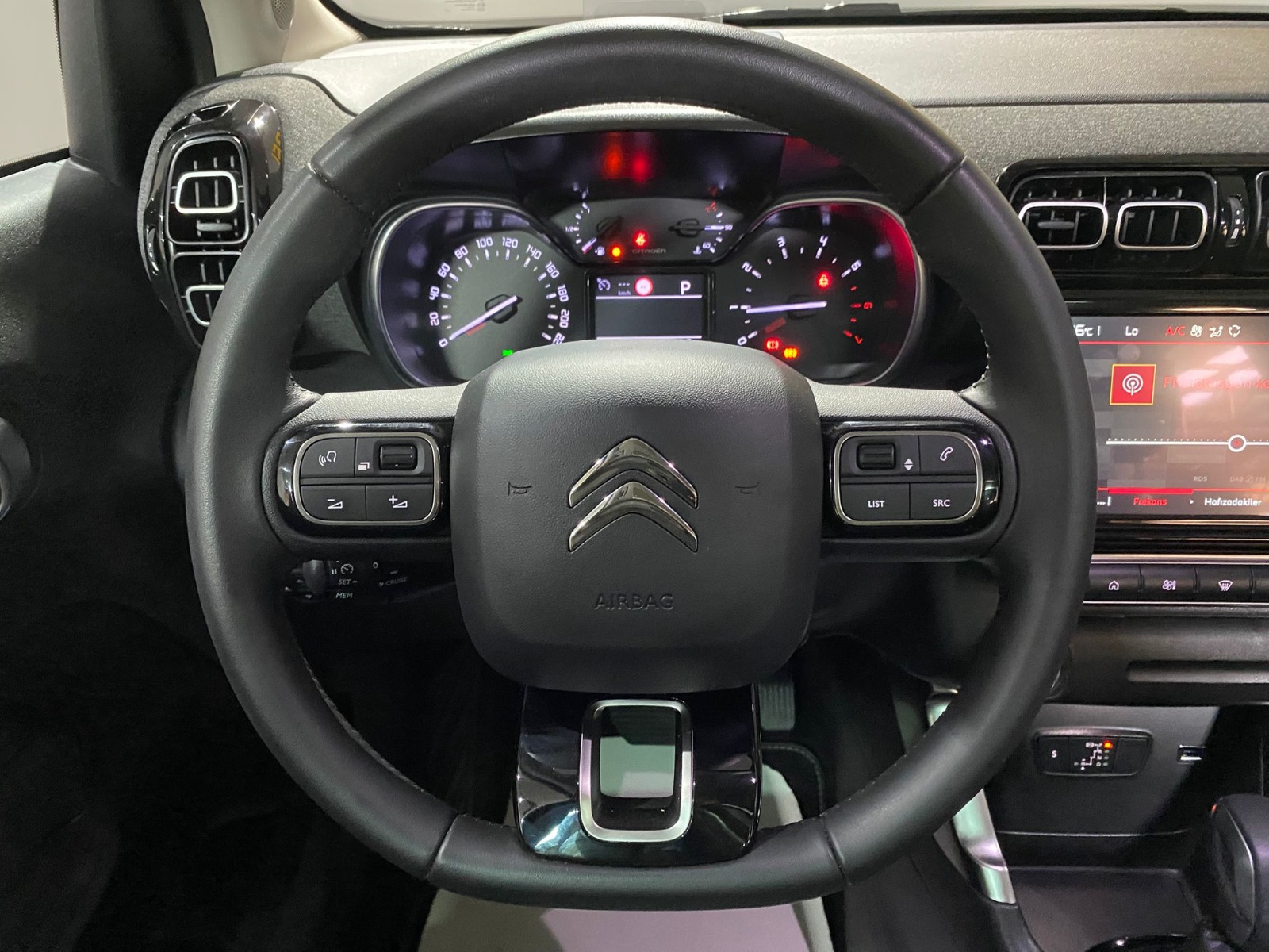 2024 Benzin Otomatik Citroen C3 AirCross Gri Gürel Tasarım Aksesuar Otomotiv San. Tic. Ltd. Şti.
