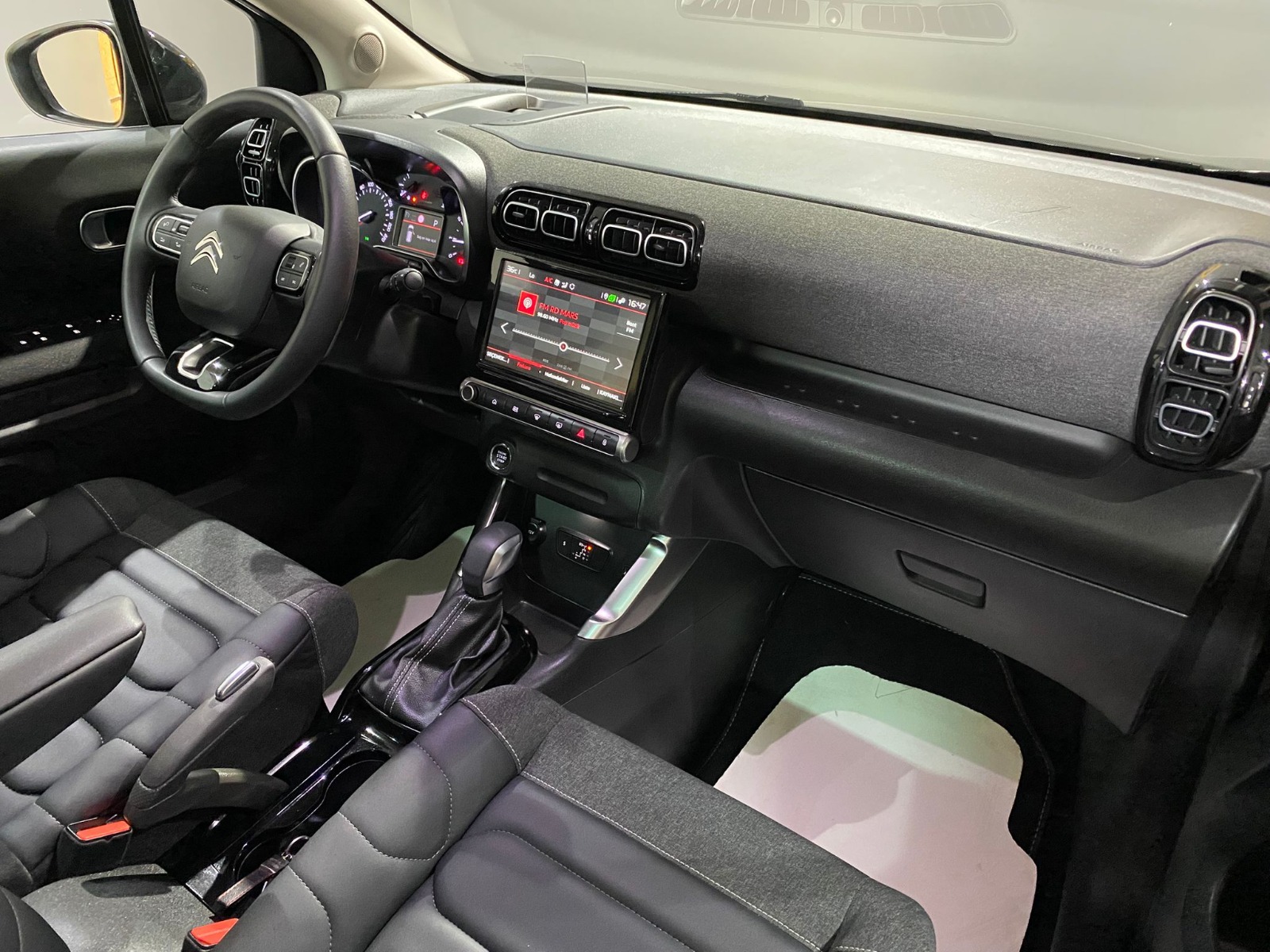 2024 Benzin Otomatik Citroen C3 AirCross Gri Gürel Tasarım Aksesuar Otomotiv San. Tic. Ltd. Şti.