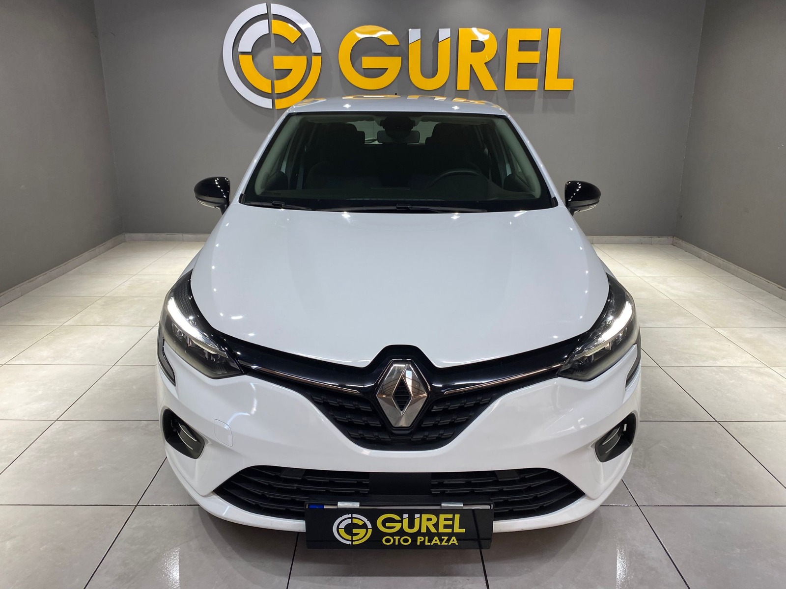 2023 Benzin Otomatik Renault Clio Beyaz Gürel Tasarım Aksesuar Otomotiv San. Tic. Ltd. Şti.