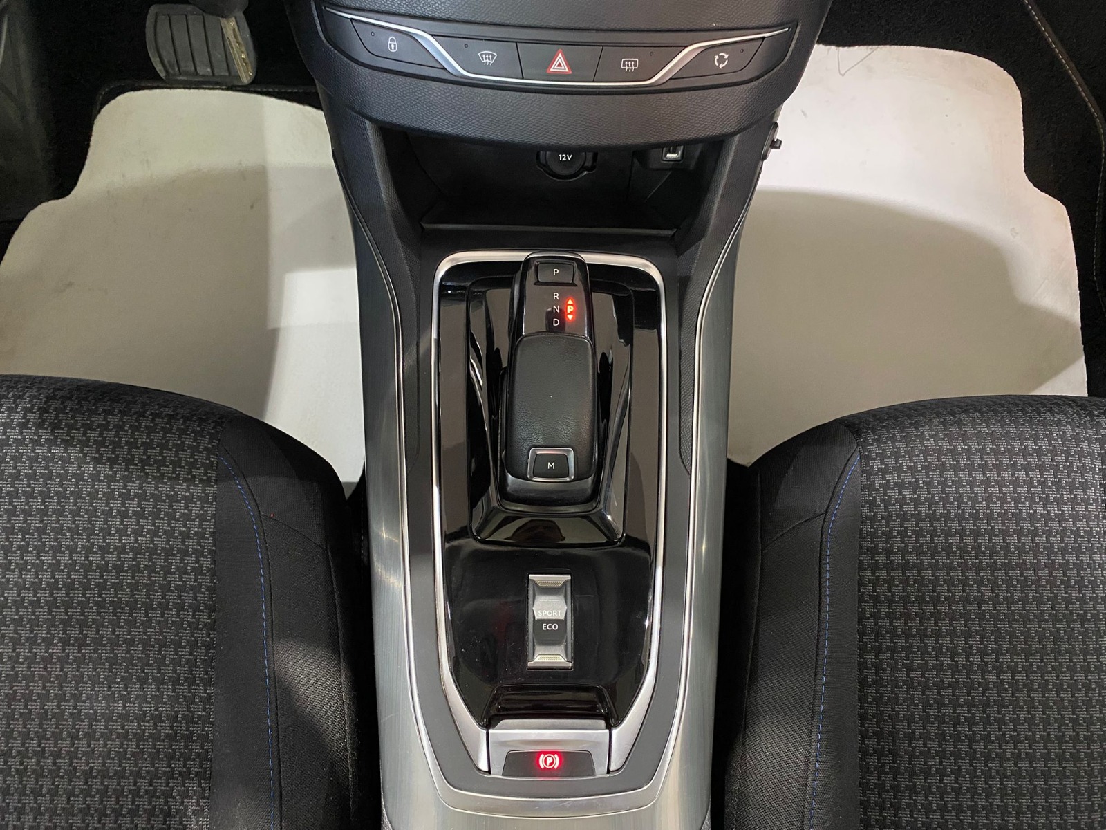 2020 Benzin Otomatik Peugeot 308 Beyaz Gürel Tasarım Aksesuar Otomotiv San. Tic. Ltd. Şti.