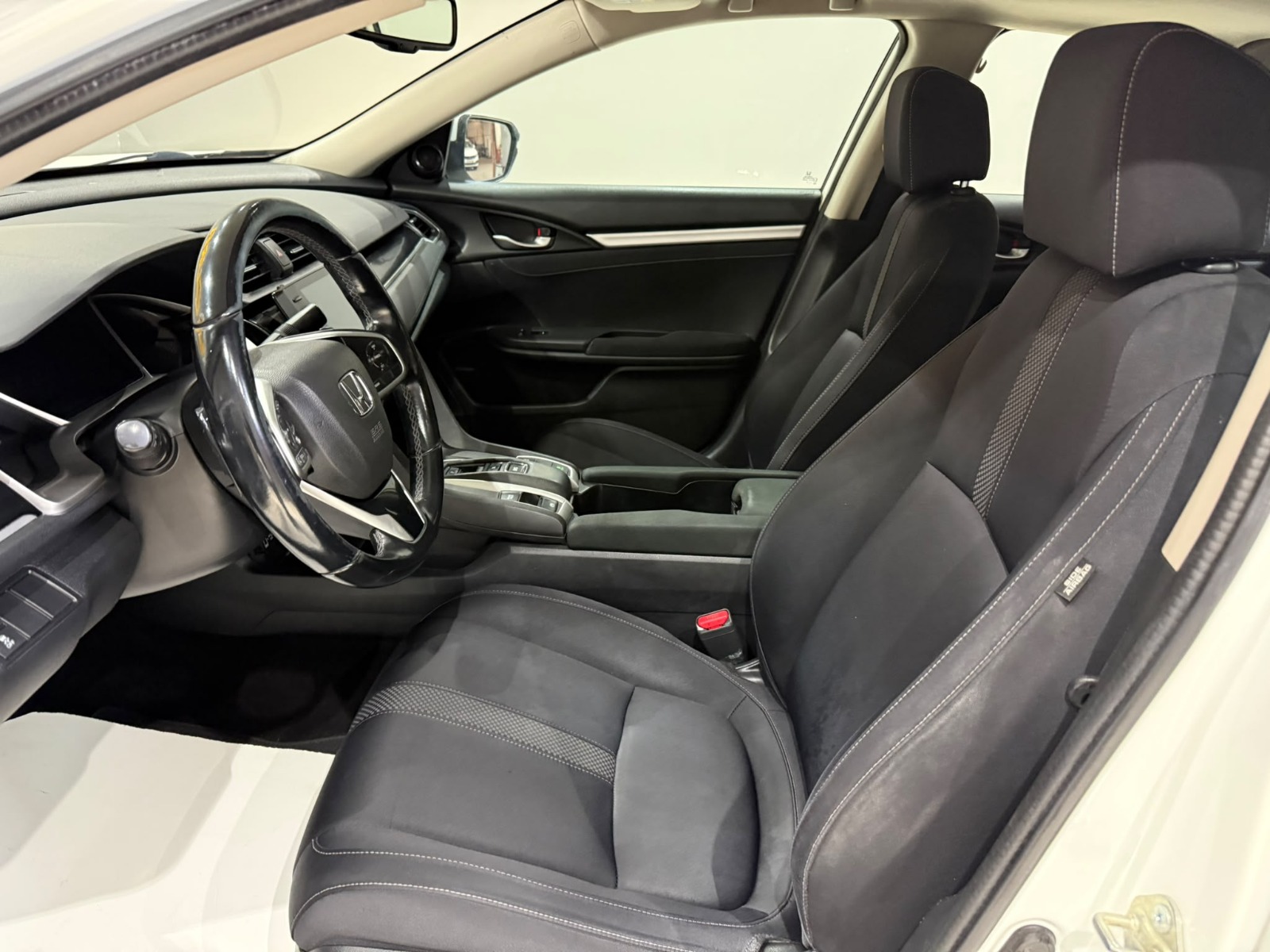 2020 Dizel Otomatik Honda Civic Beyaz Gürel Tasarım Aksesuar Otomotiv San. Tic. Ltd. Şti.