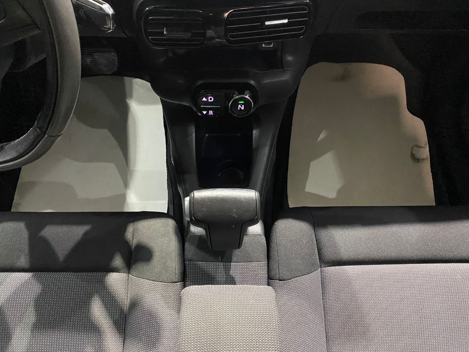 2015 Benzin Otomatik Citroen C4 Beyaz Gürel Tasarım Aksesuar Otomotiv San. Tic. Ltd. Şti.