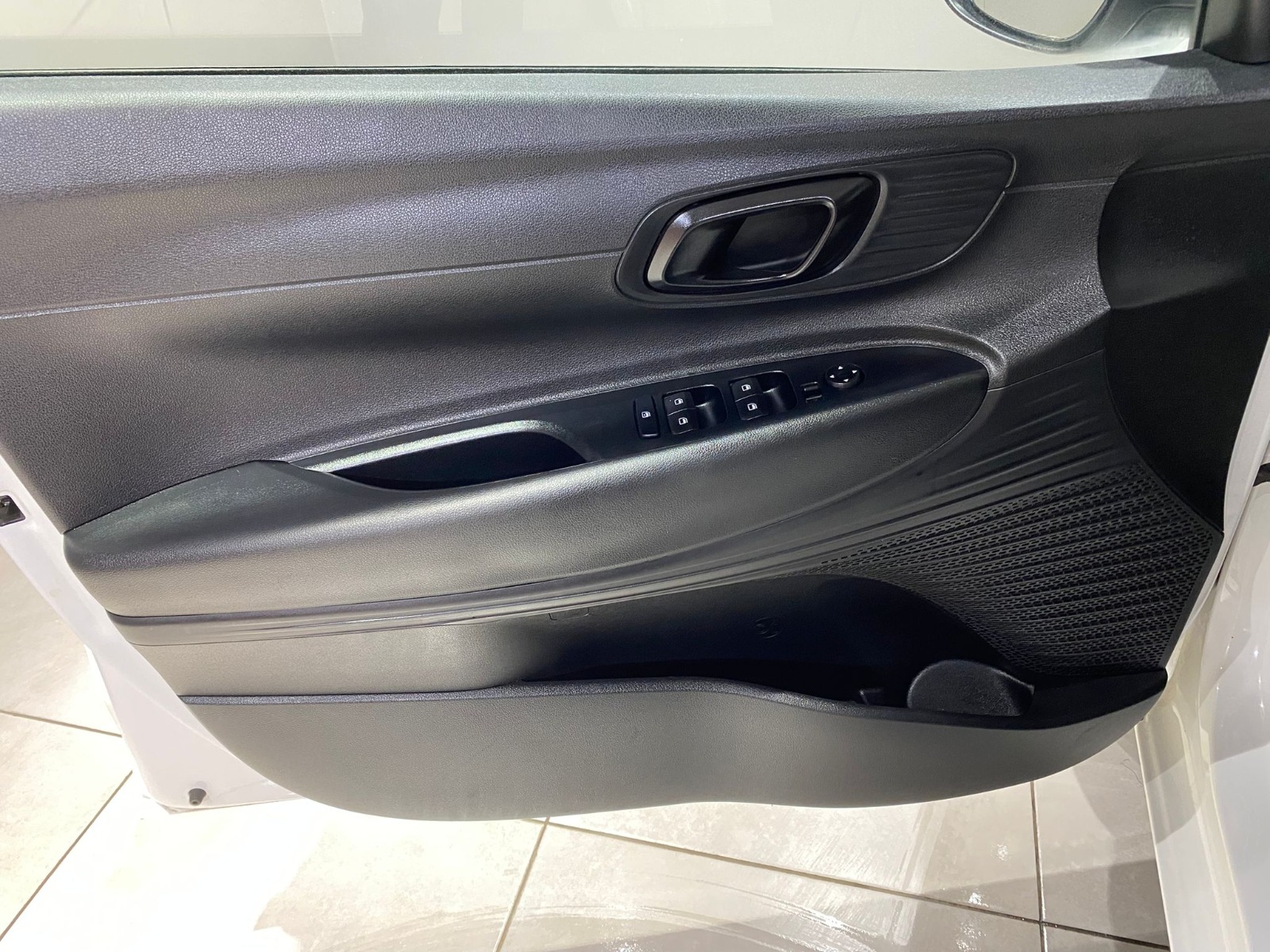 2024 Benzin Otomatik Hyundai i20 Beyaz Gürel Tasarım Aksesuar Otomotiv San. Tic. Ltd. Şti.