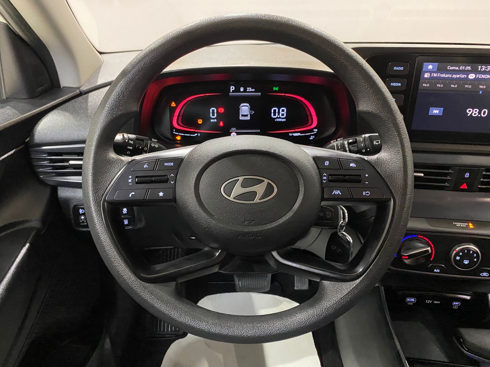 2024 Benzin Otomatik Hyundai i20 Beyaz Gürel Tasarım Aksesuar Otomotiv San. Tic. Ltd. Şti.
