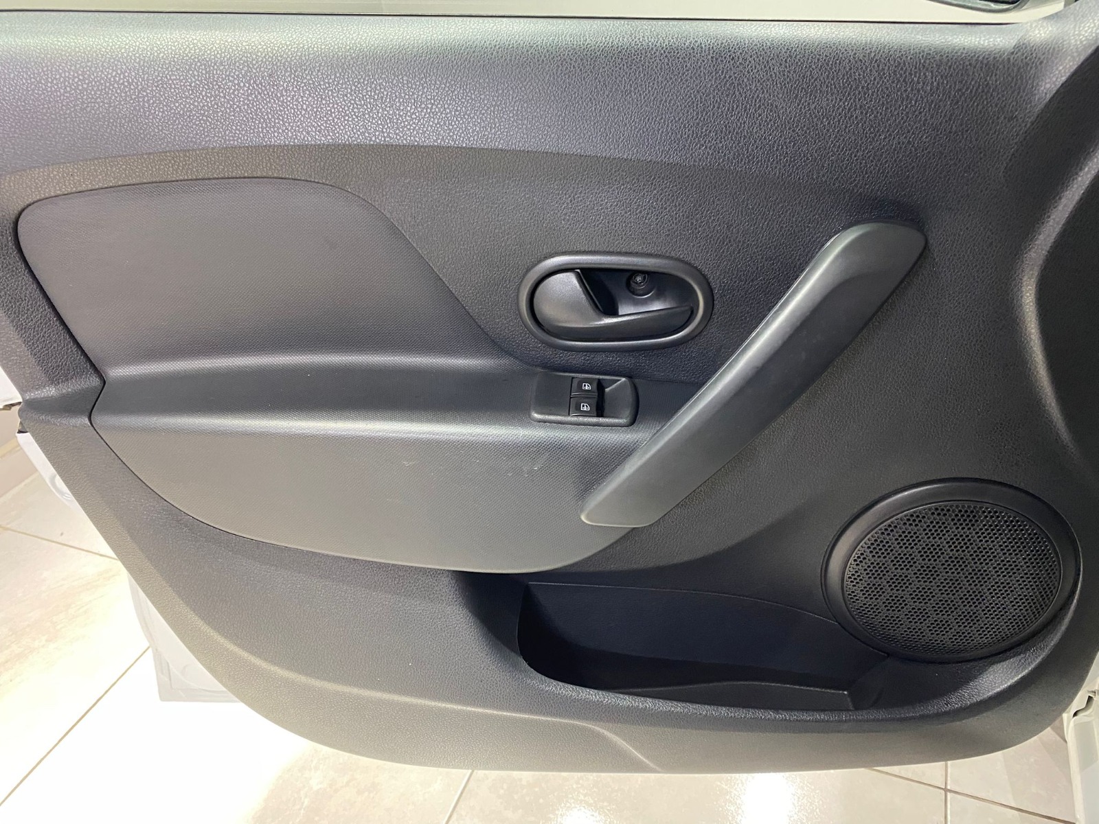 2016 Benzin Manuel Renault Symbol Beyaz Gürel Tasarım Aksesuar Otomotiv San. Tic. Ltd. Şti.