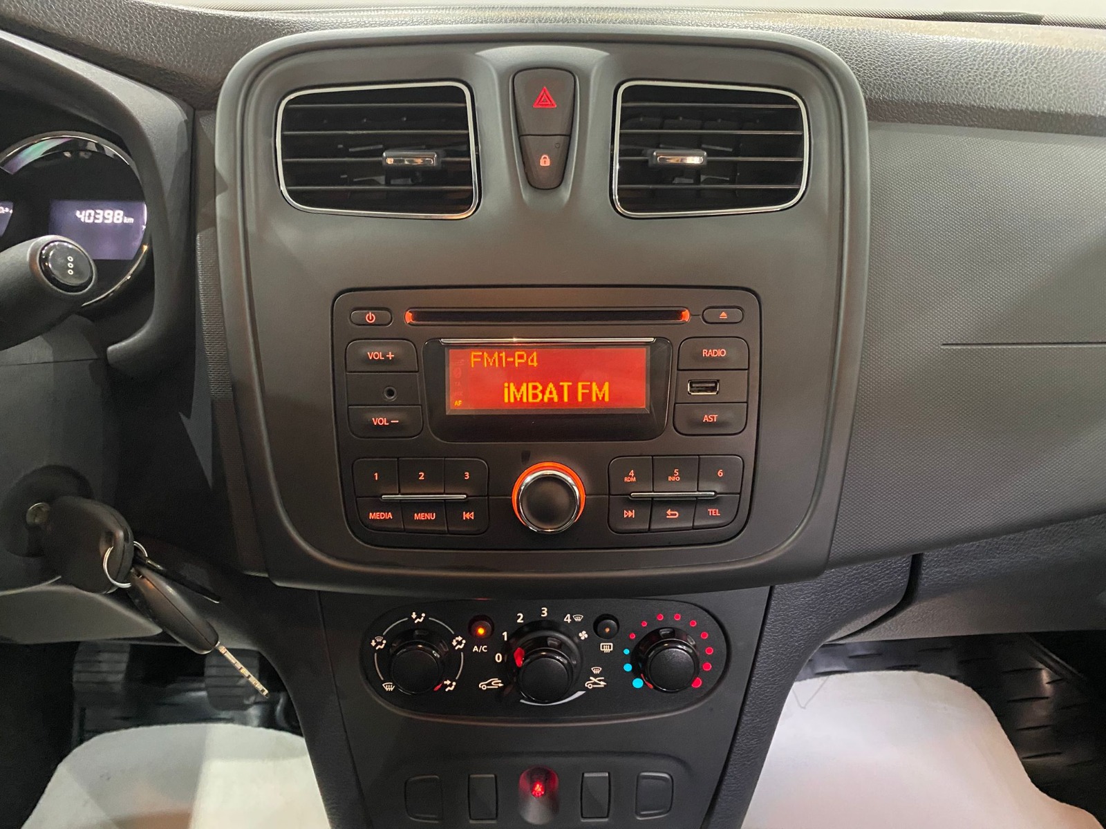 2016 Benzin Manuel Renault Symbol Beyaz Gürel Tasarım Aksesuar Otomotiv San. Tic. Ltd. Şti.