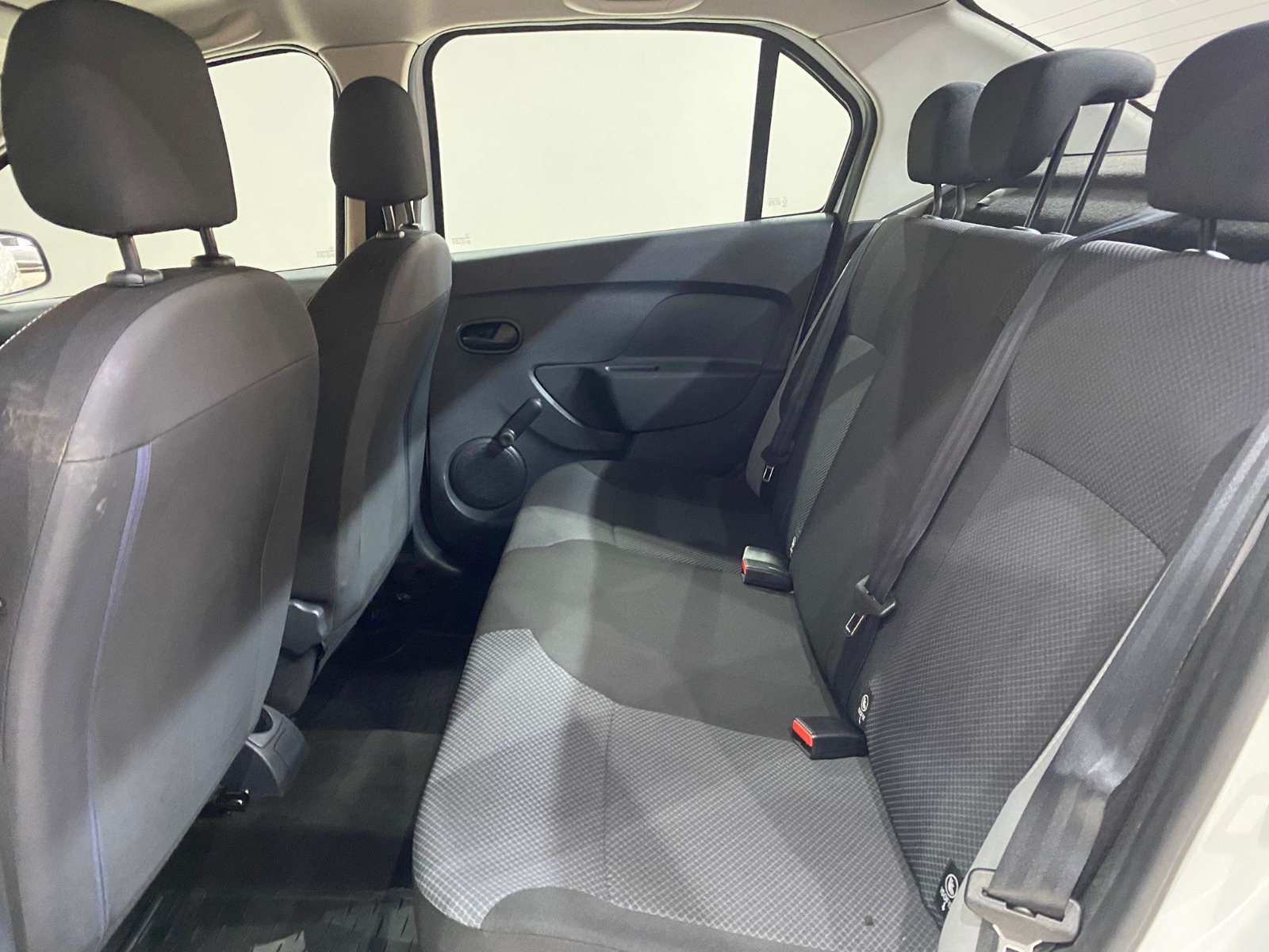 2016 Benzin Manuel Renault Symbol Beyaz Gürel Tasarım Aksesuar Otomotiv San. Tic. Ltd. Şti.