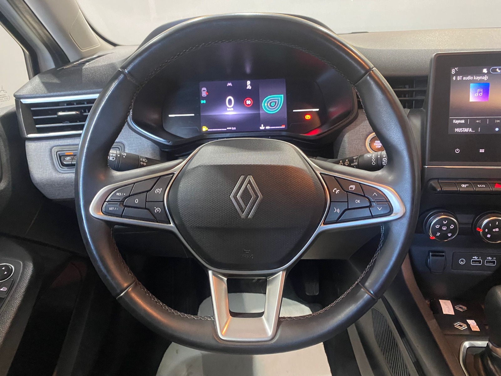 2024 Benzin Otomatik Renault Clio Beyaz Gürel Tasarım Aksesuar Otomotiv San. Tic. Ltd. Şti.