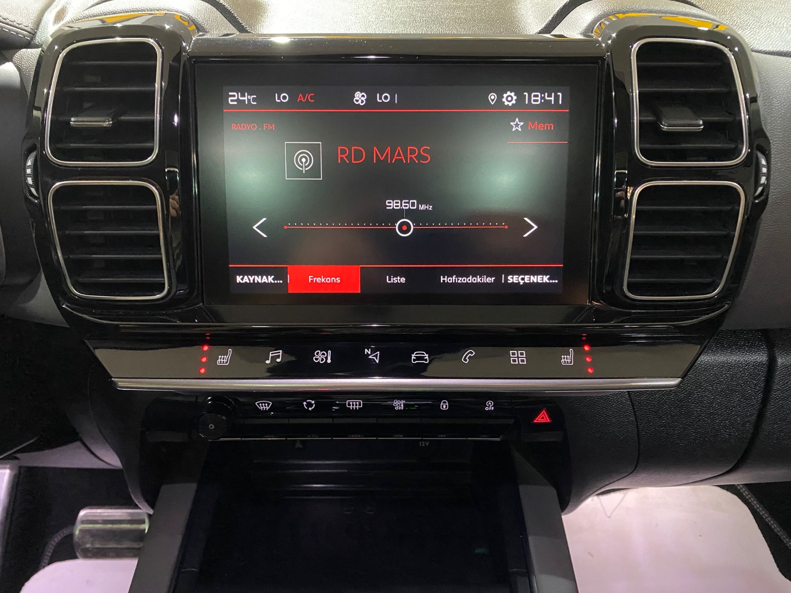 2019 Dizel Otomatik Citroen C5 AirCross Kırmızı Gürel Tasarım Aksesuar Otomotiv San. Tic. Ltd. Şti.
