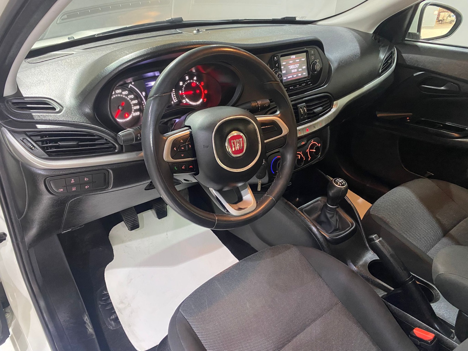 2020 Dizel Manuel Fiat Egea Beyaz Gürel Tasarım Aksesuar Otomotiv San. Tic. Ltd. Şti.