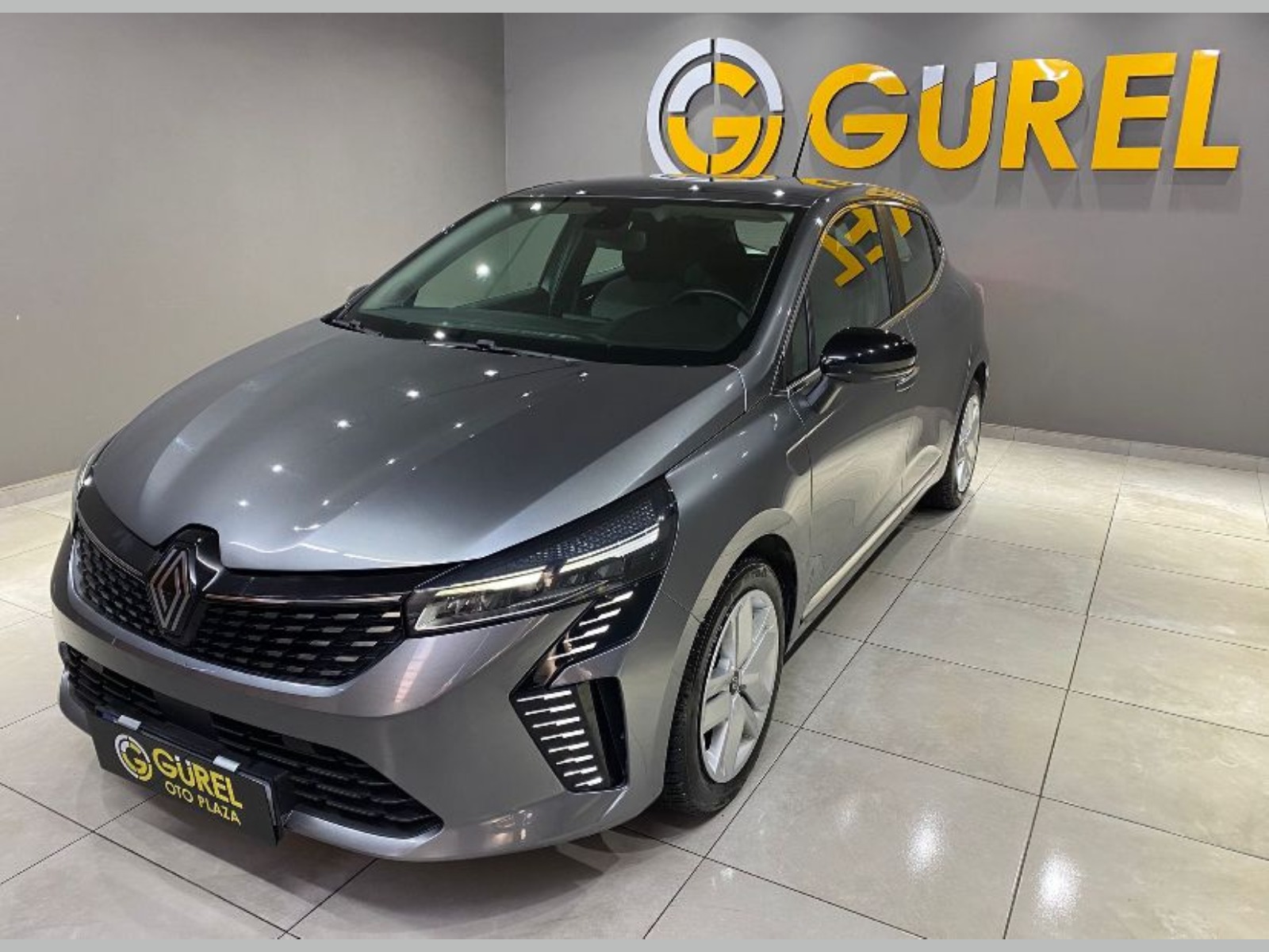 2023 Benzin Otomatik Renault Clio Gri Gürel Tasarım Aksesuar Otomotiv San. Tic. Ltd. Şti.