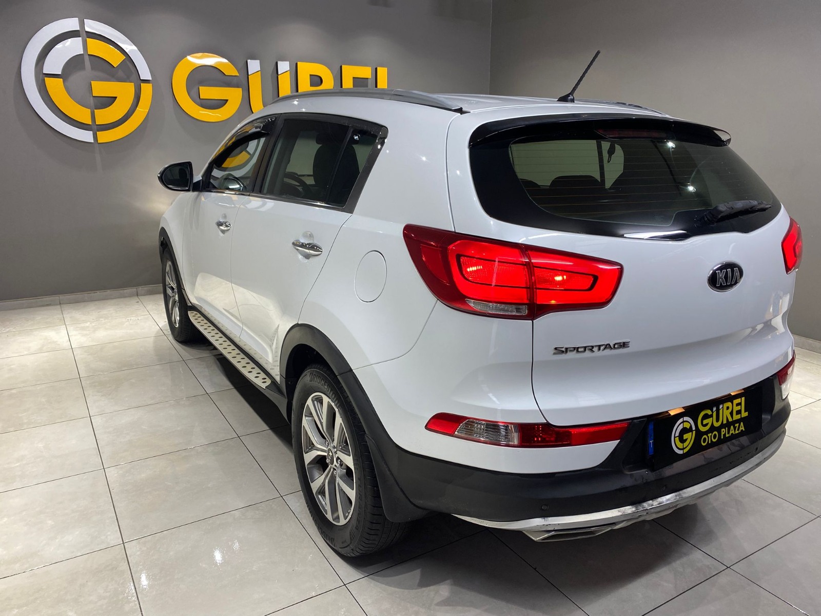 2015 Benzin Manuel Kia Sportage Beyaz Gürel Tasarım Aksesuar Otomotiv San. Tic. Ltd. Şti.