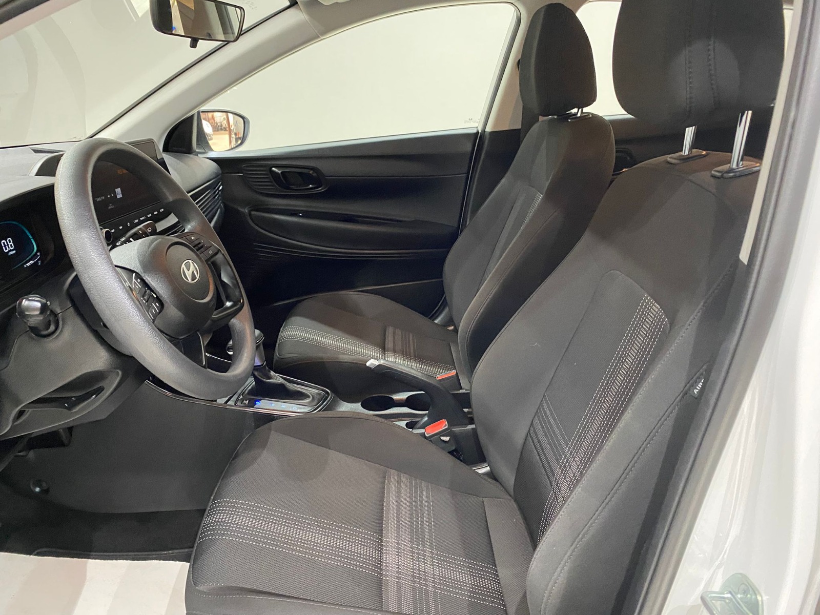 2024 Benzin Otomatik Hyundai i20 Beyaz Gürel Tasarım Aksesuar Otomotiv San. Tic. Ltd. Şti.