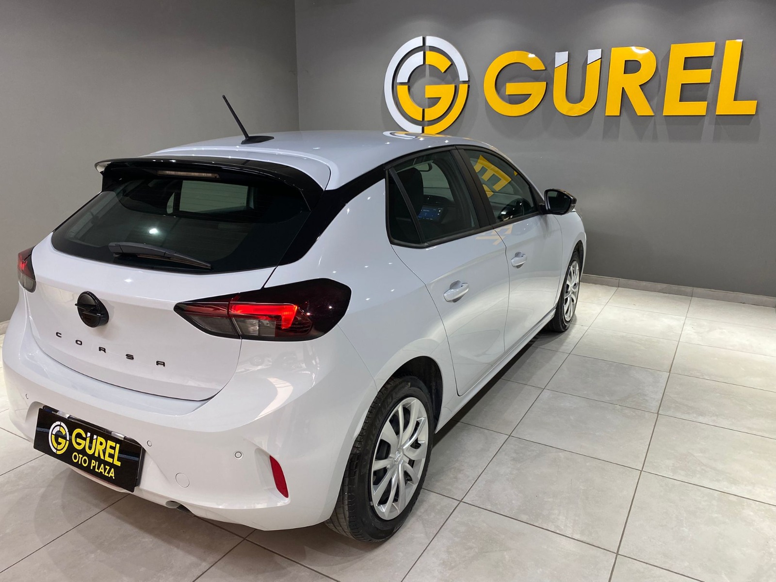 2025 Benzin Otomatik Opel Corsa Beyaz Gürel Tasarım Aksesuar Otomotiv San. Tic. Ltd. Şti.