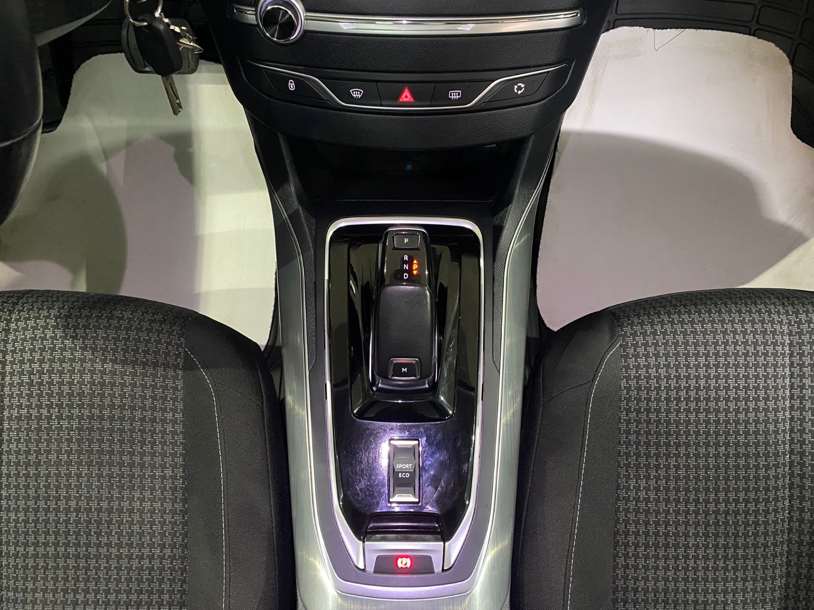 2021 Benzin Otomatik Peugeot 308 Gri Gürel Tasarım Aksesuar Otomotiv San. Tic. Ltd. Şti.