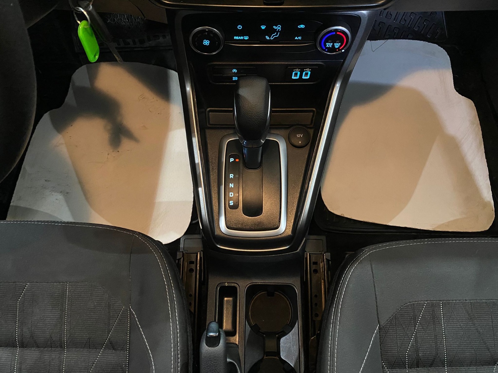 2020 Benzin Otomatik Ford EcoSport Beyaz Gürel Tasarım Aksesuar Otomotiv San. Tic. Ltd. Şti.