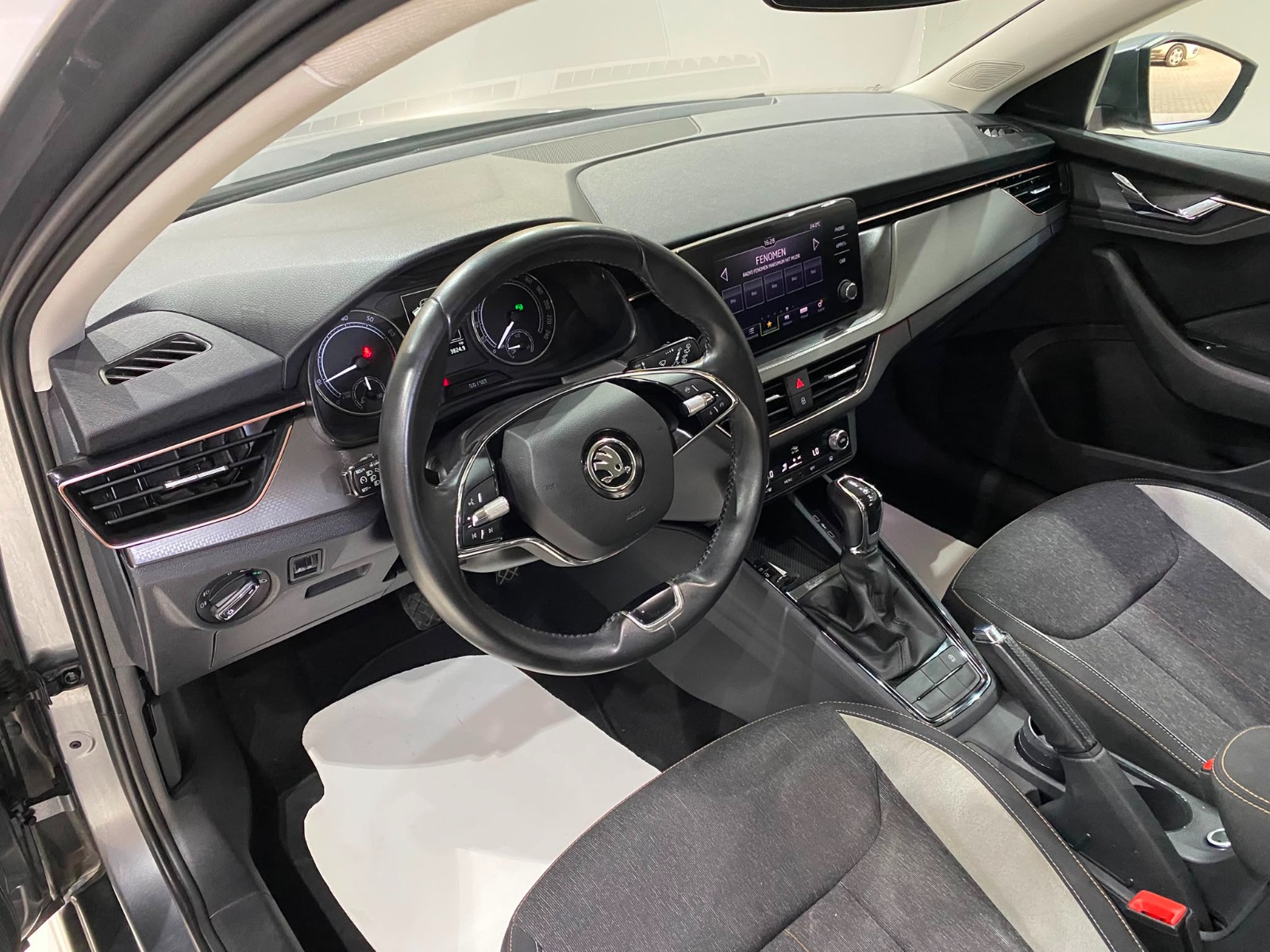 2022 Benzin Otomatik Skoda Scala Gümüş Gri Gürel Tasarım Aksesuar Otomotiv San. Tic. Ltd. Şti.