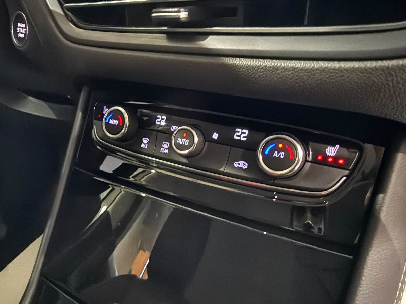 2024 Benzin Otomatik Opel Grandland Beyaz Gürel Tasarım Aksesuar Otomotiv San. Tic. Ltd. Şti.