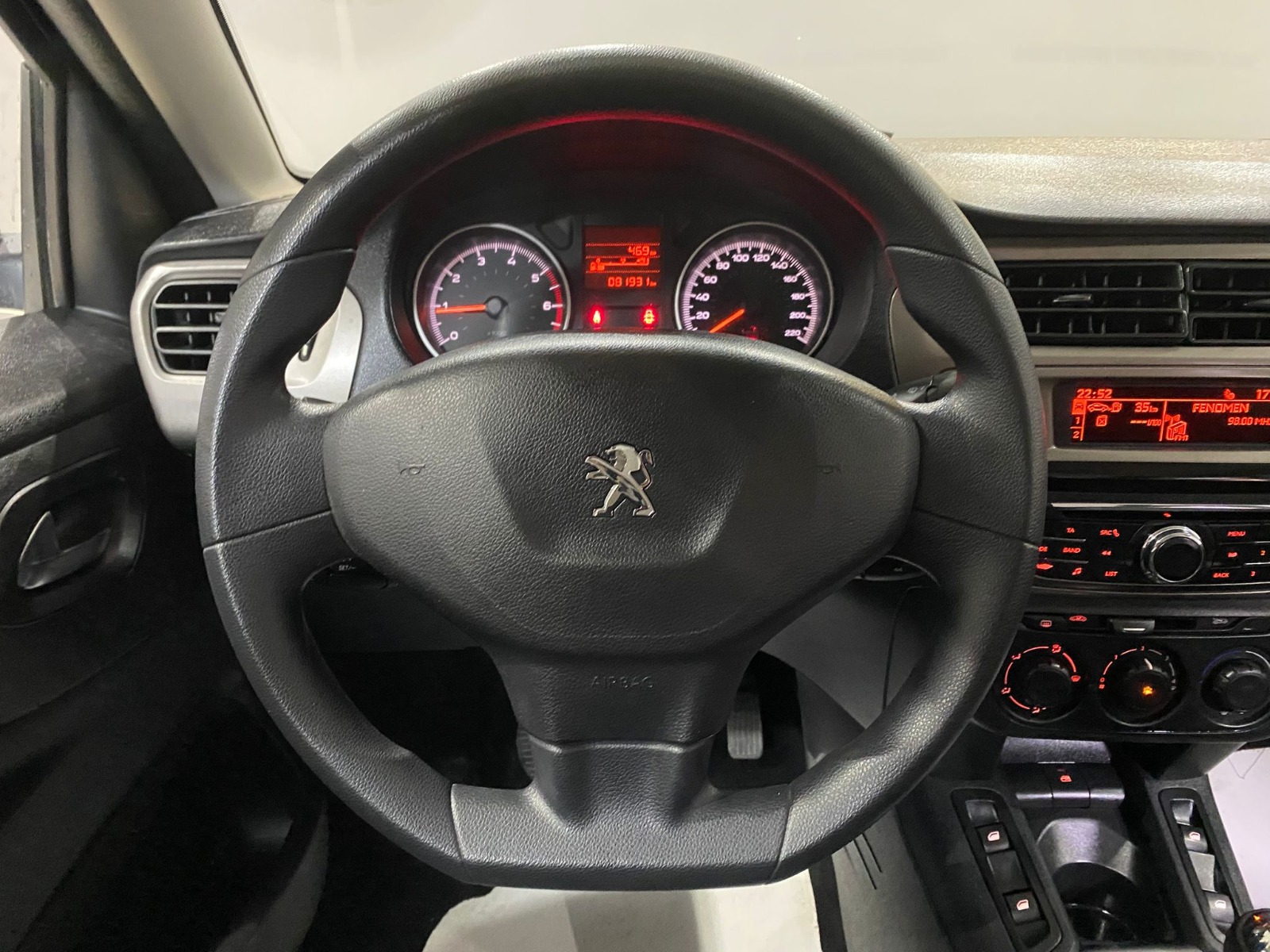 2017 Dizel Manuel Peugeot 301 Gri Gürel Tasarım Aksesuar Otomotiv San. Tic. Ltd. Şti.