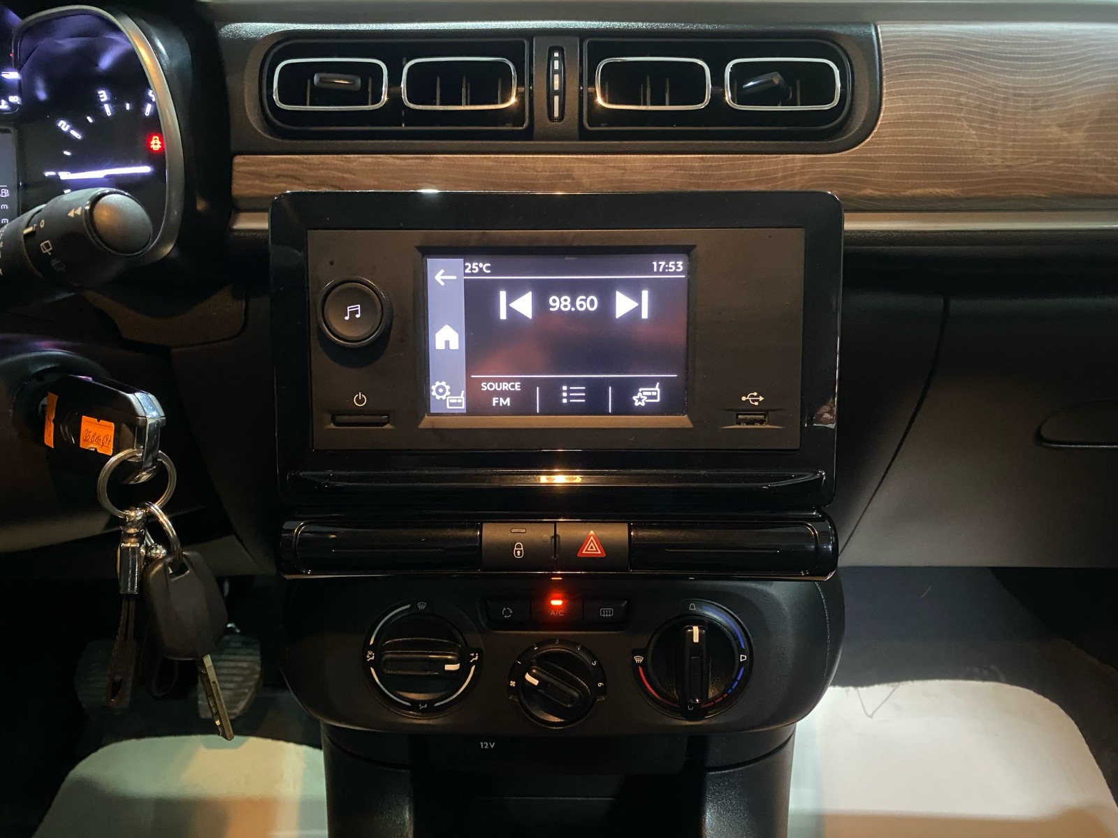 2023 Benzin Manuel Citroen C3 Gri Gürel Tasarım Aksesuar Otomotiv San. Tic. Ltd. Şti.