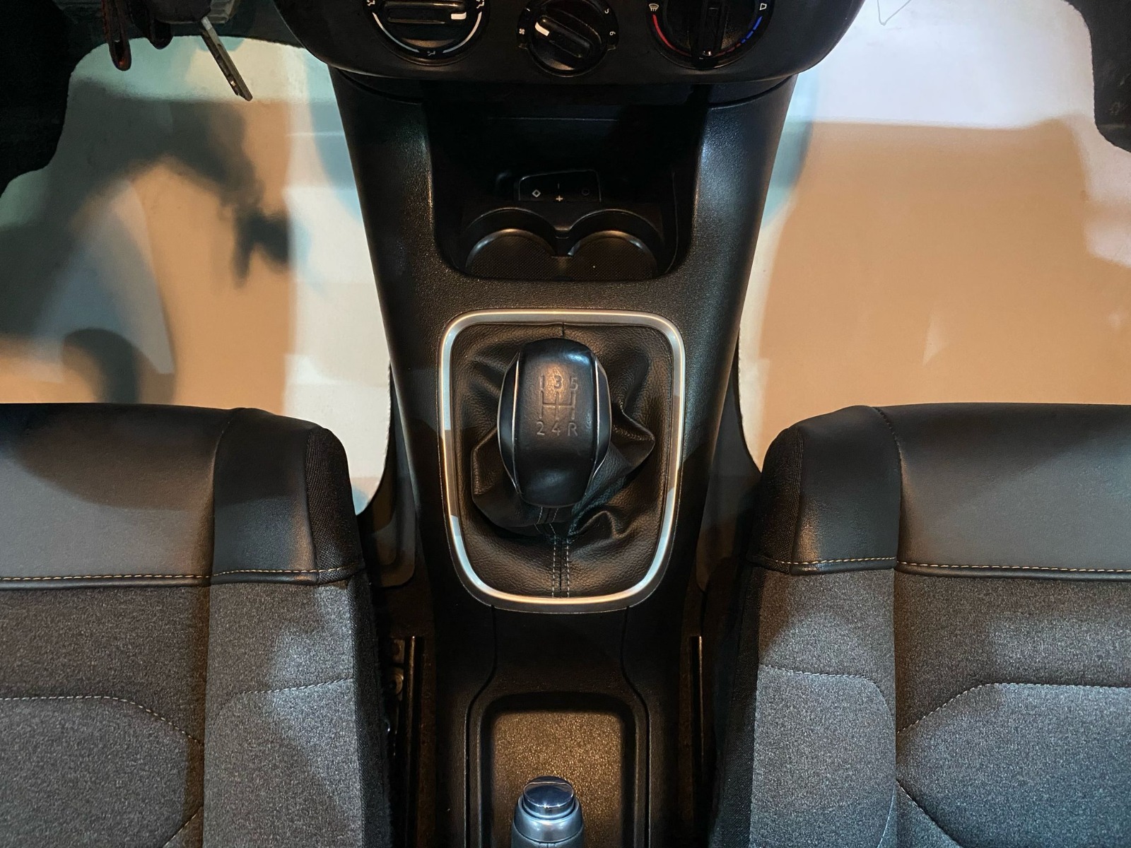 2023 Benzin Manuel Citroen C3 Gri Gürel Tasarım Aksesuar Otomotiv San. Tic. Ltd. Şti.