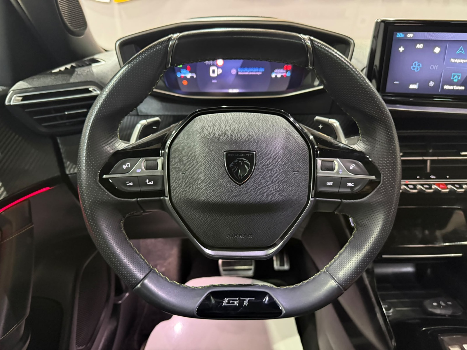 2024 Benzin Otomatik Peugeot 2008 Kırmızı Gürel Tasarım Aksesuar Otomotiv San. Tic. Ltd. Şti.