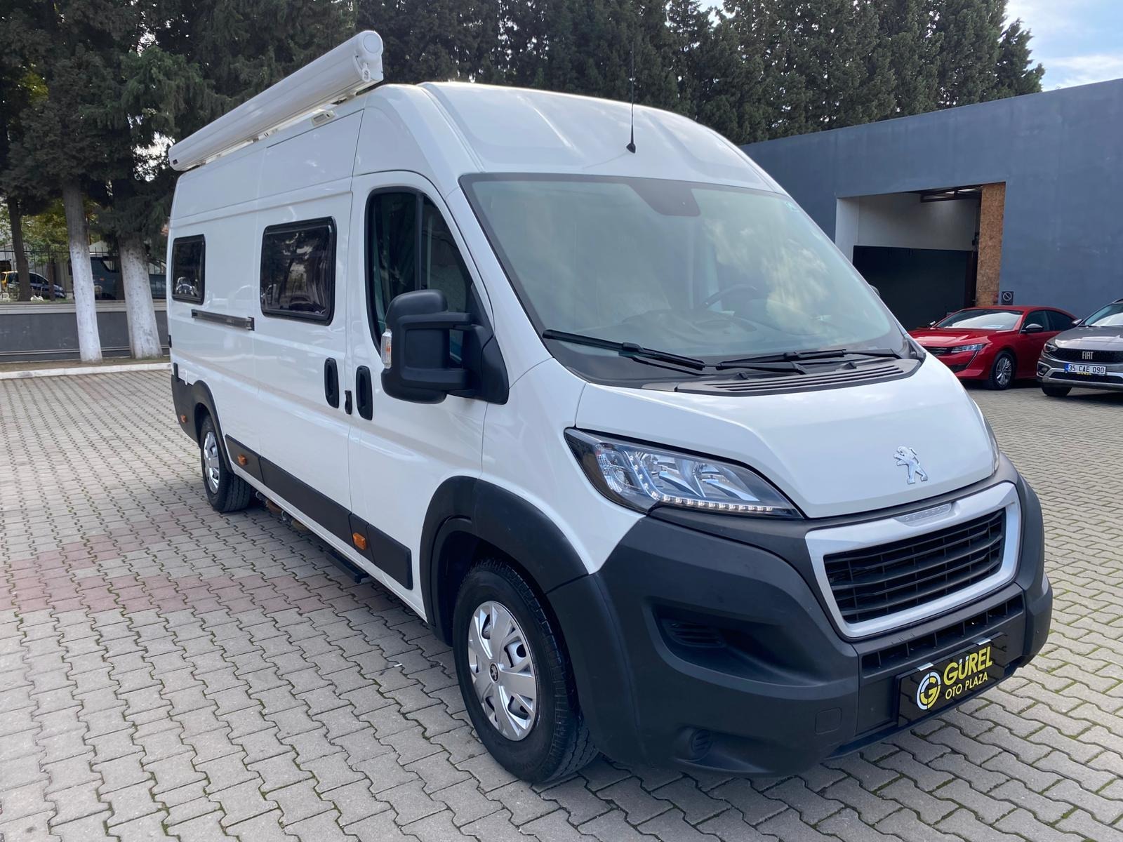 TaksitliOto.Net | 2.El Peugeot Boxer Panelvan 2.2 HDI 435 L4H2 | Manuel & Dizel | Beyaz | İzmir.2el 2019 Dizel Manuel Peugeot Boxer Beyaz Gürel Tasarım Aksesuar Otomotiv San. Tic. Ltd. Şti.