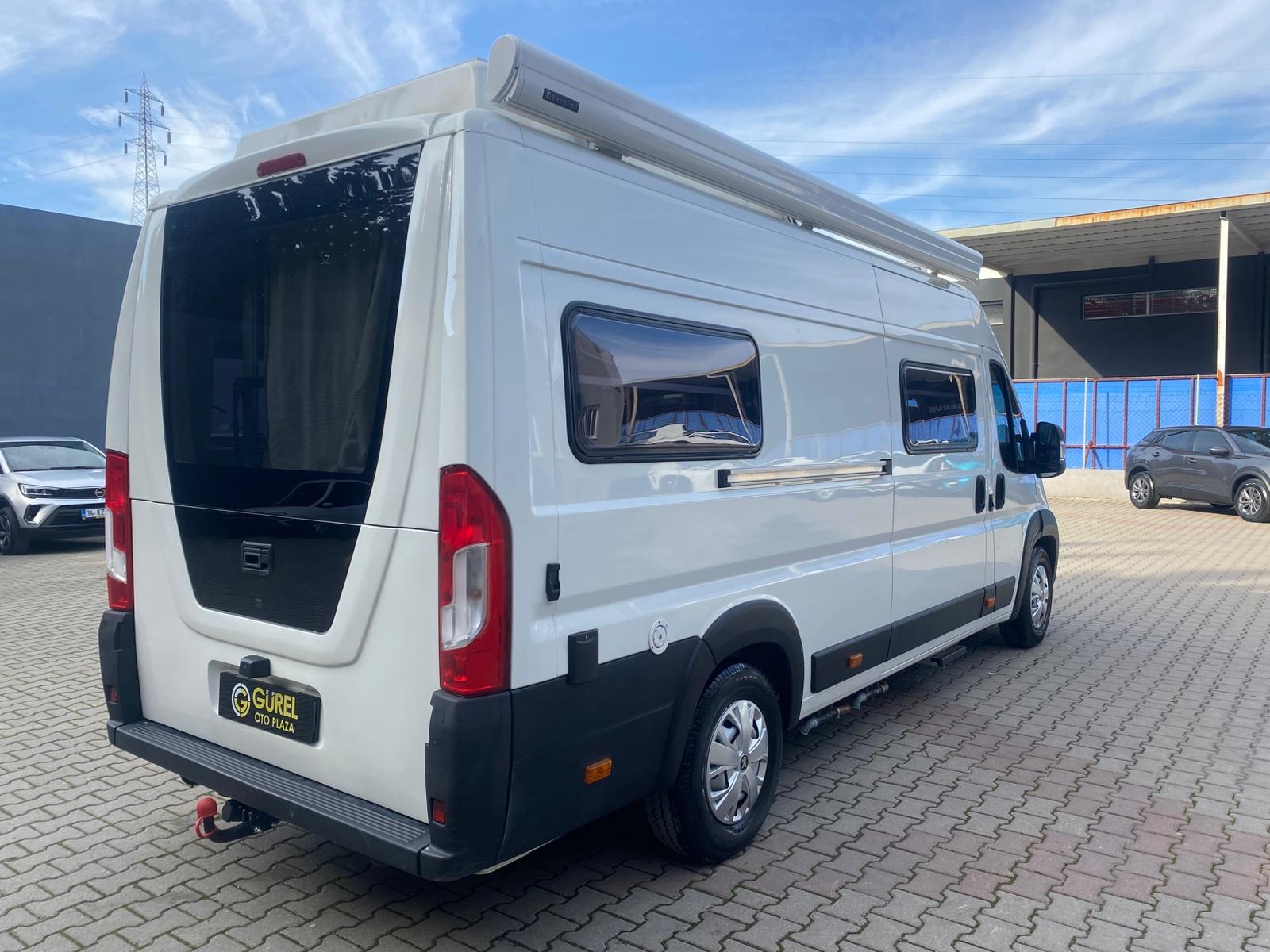 TaksitliOto.Net | 2.El Peugeot Boxer Panelvan 2.2 HDI 435 L4H2 | Manuel & Dizel | Beyaz | İzmir.2el 2019 Dizel Manuel Peugeot Boxer Beyaz Gürel Tasarım Aksesuar Otomotiv San. Tic. Ltd. Şti.