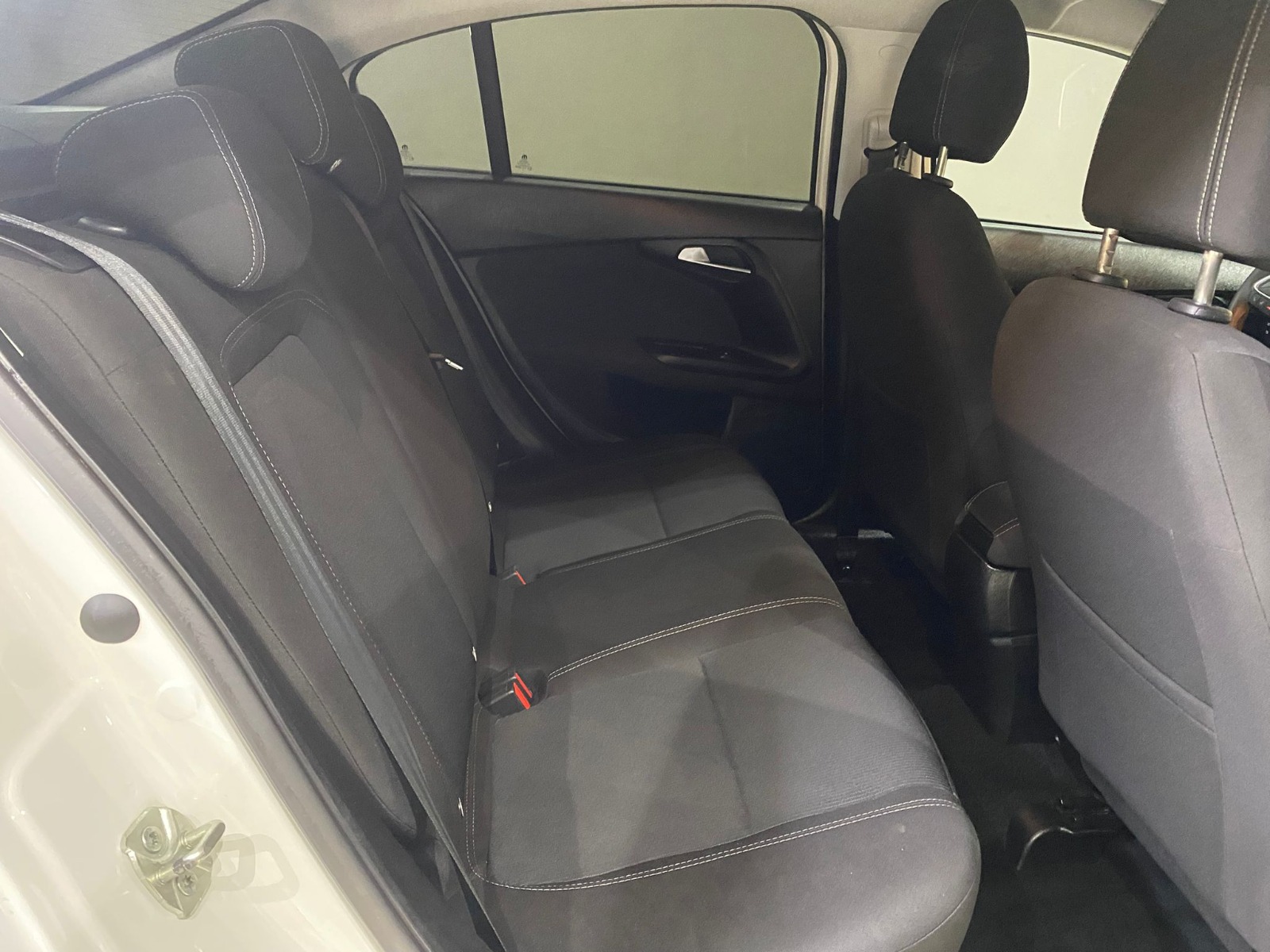 2022 Benzin Manuel Fiat Egea Beyaz Gürel Tasarım Aksesuar Otomotiv San. Tic. Ltd. Şti.