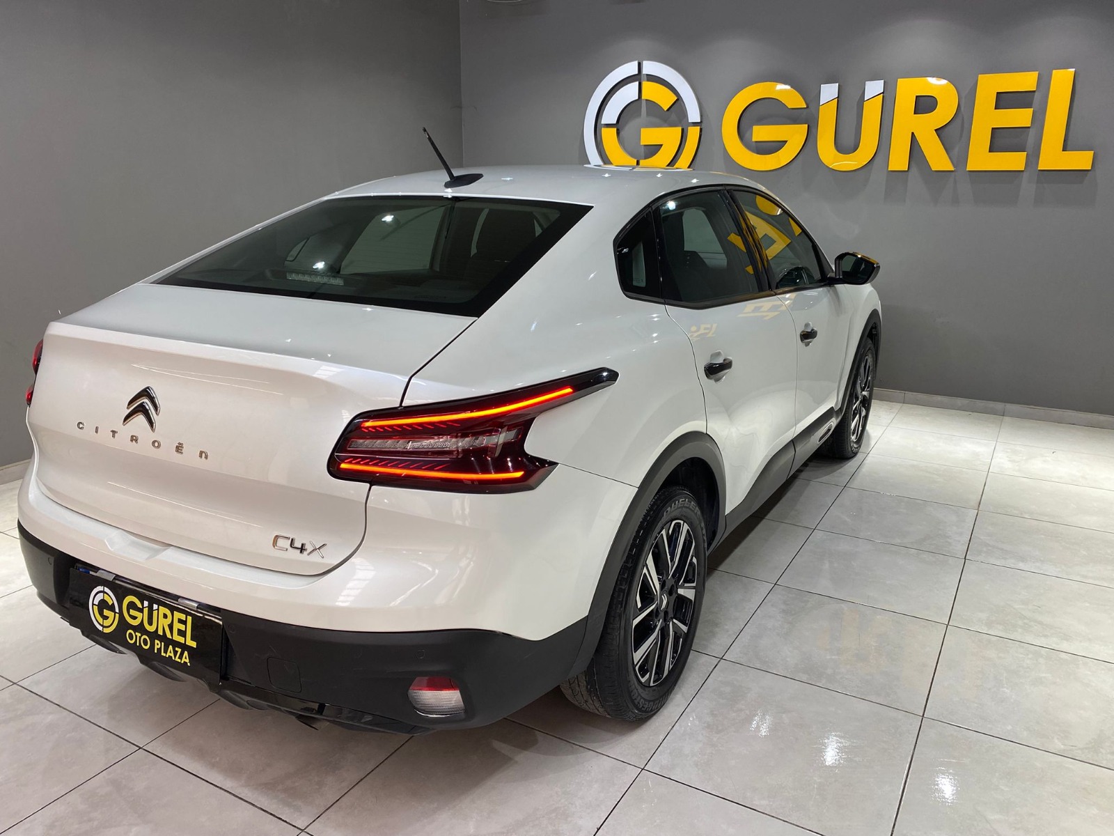 2024 Benzin Otomatik Citroen C4 X Beyaz Gürel Tasarım Aksesuar Otomotiv San. Tic. Ltd. Şti.