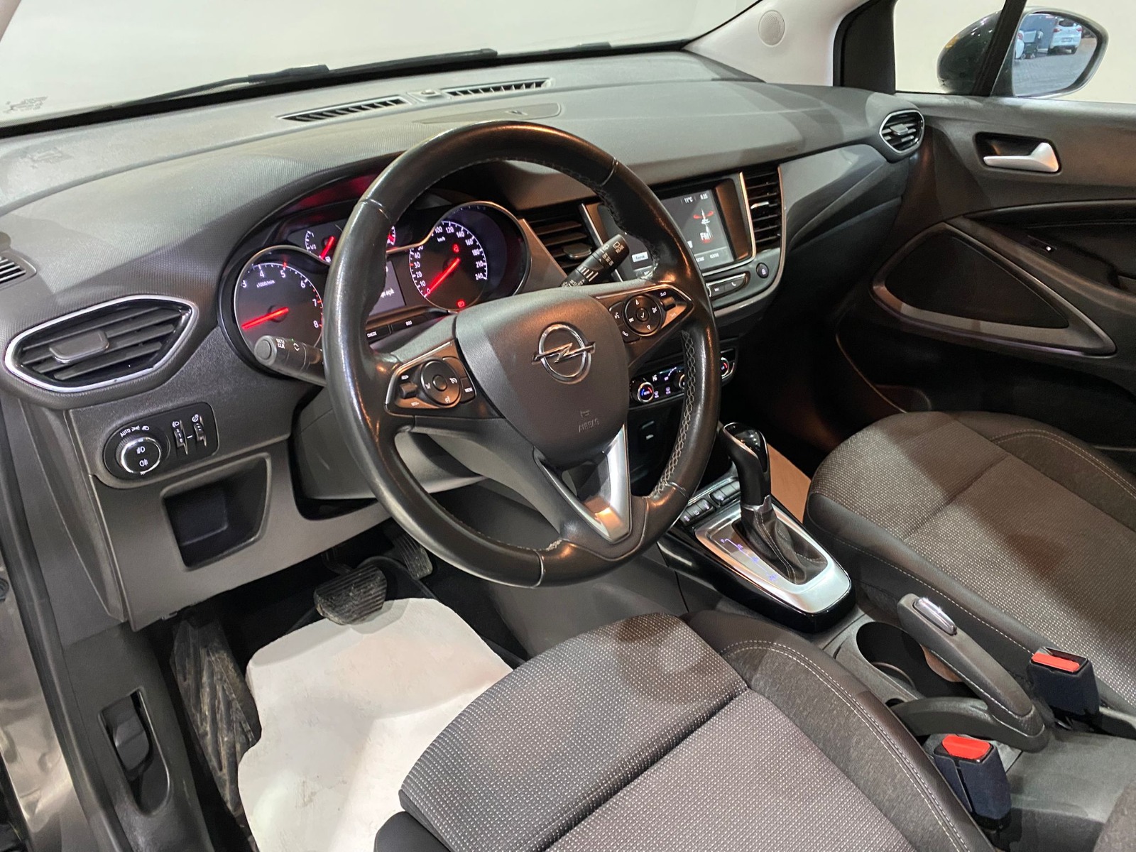 2022 Benzin Otomatik Opel Crossland Gri Gürel Tasarım Aksesuar Otomotiv San. Tic. Ltd. Şti.