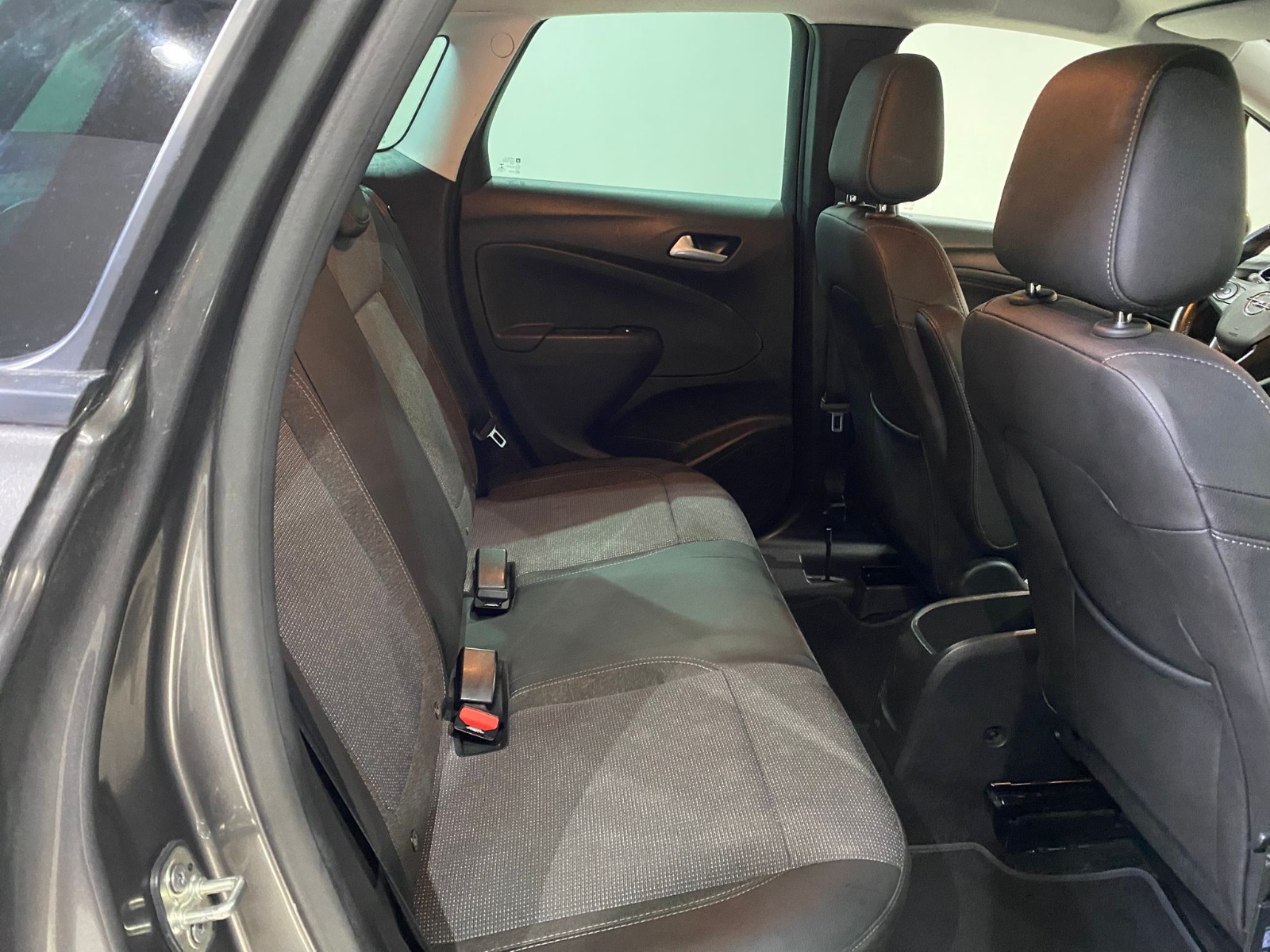 2022 Benzin Otomatik Opel Crossland Gri Gürel Tasarım Aksesuar Otomotiv San. Tic. Ltd. Şti.