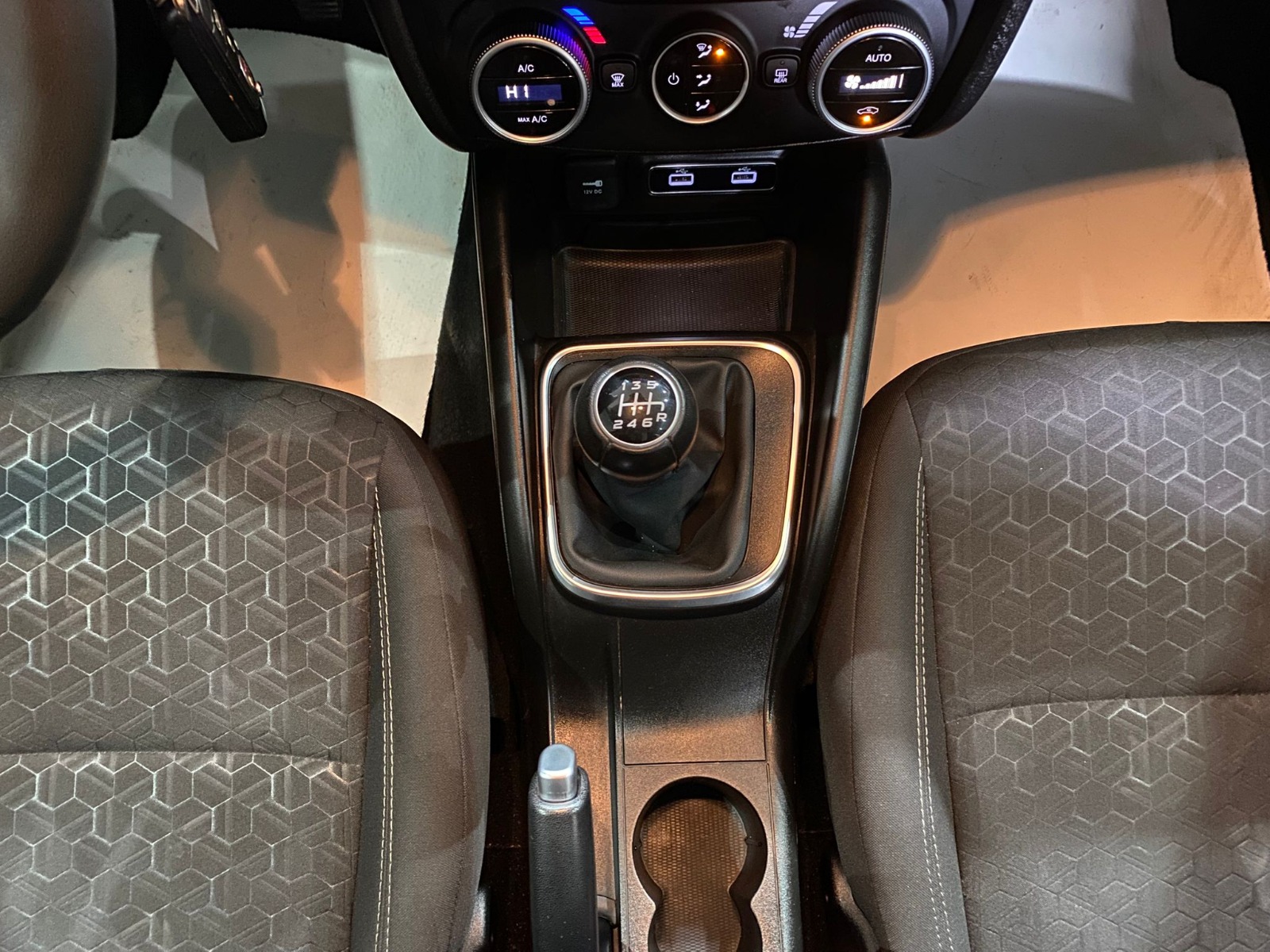 2022 Benzin Manuel Fiat Egea Kırmızı Gürel Tasarım Aksesuar Otomotiv San. Tic. Ltd. Şti.