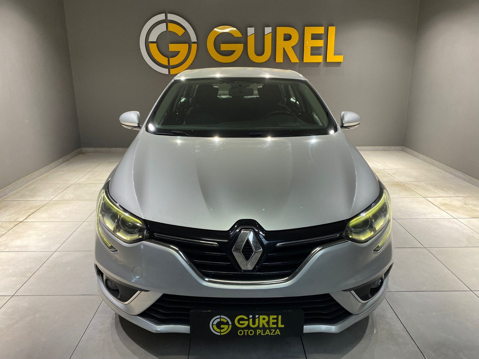 2020 Dizel Otomatik Renault Megane Gri Gürel Tasarım Aksesuar Otomotiv San. Tic. Ltd. Şti.